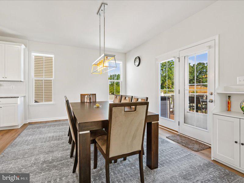 MAY'S QUARTER - Residential