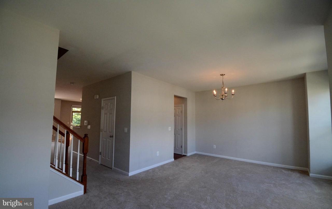 ALEXANDERS CHASE - Residential Lease