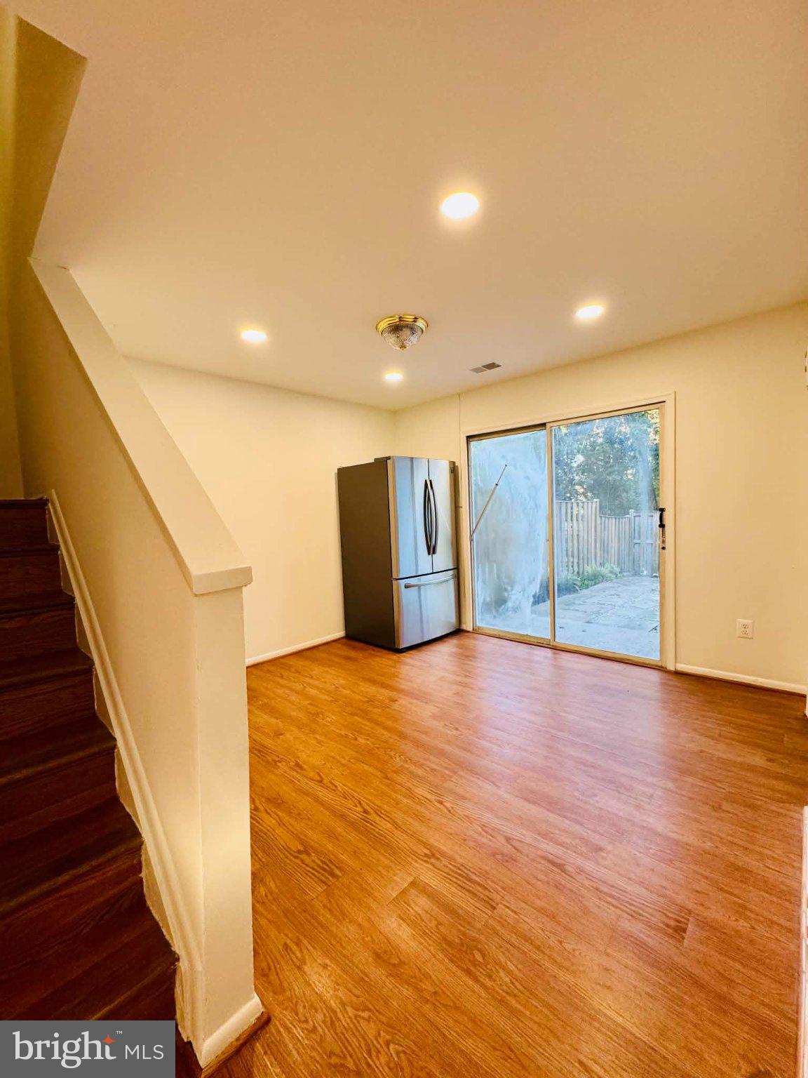 7942 TIMARAND COURT