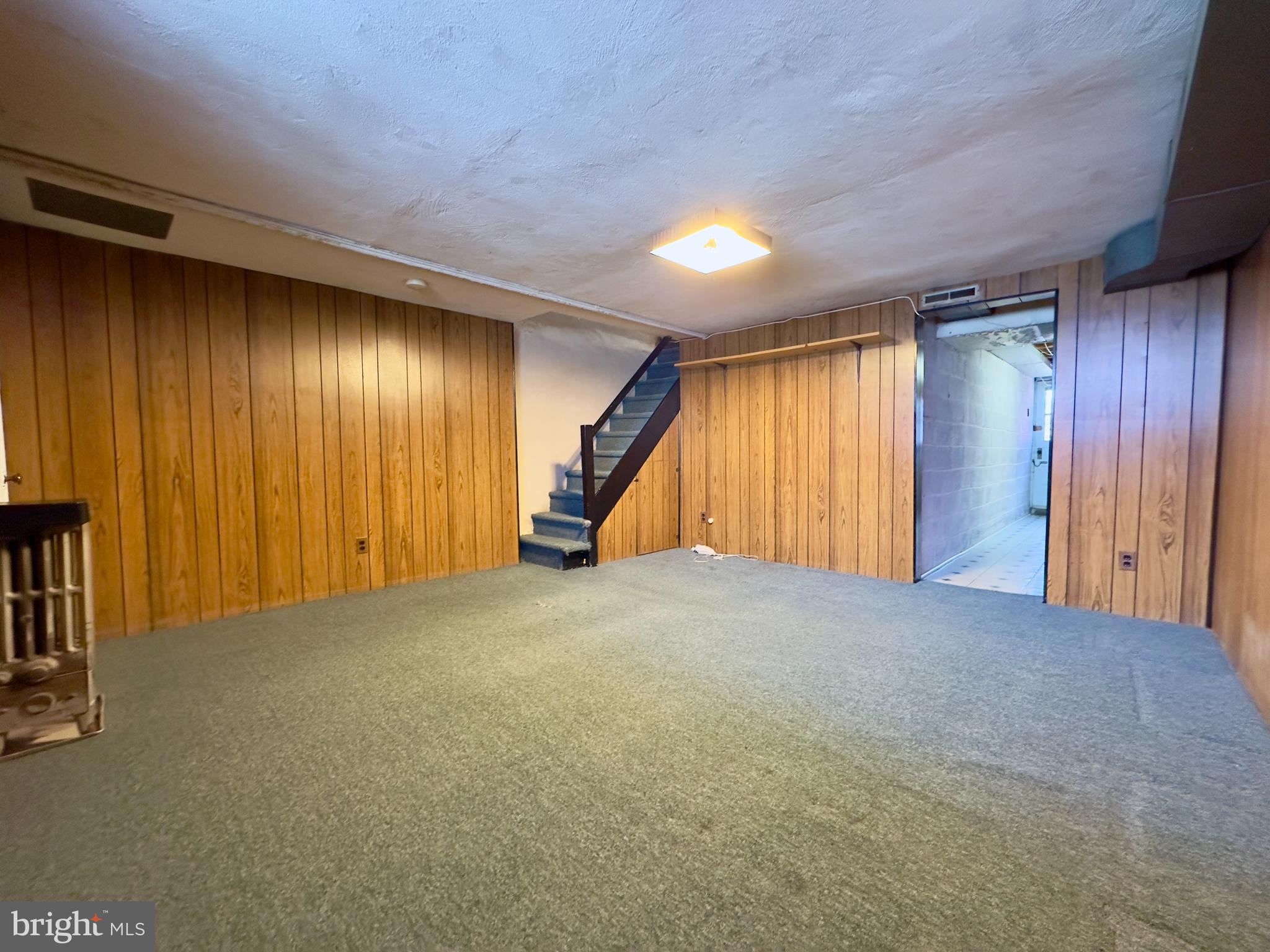 OXFORD CIRCLE - Residential