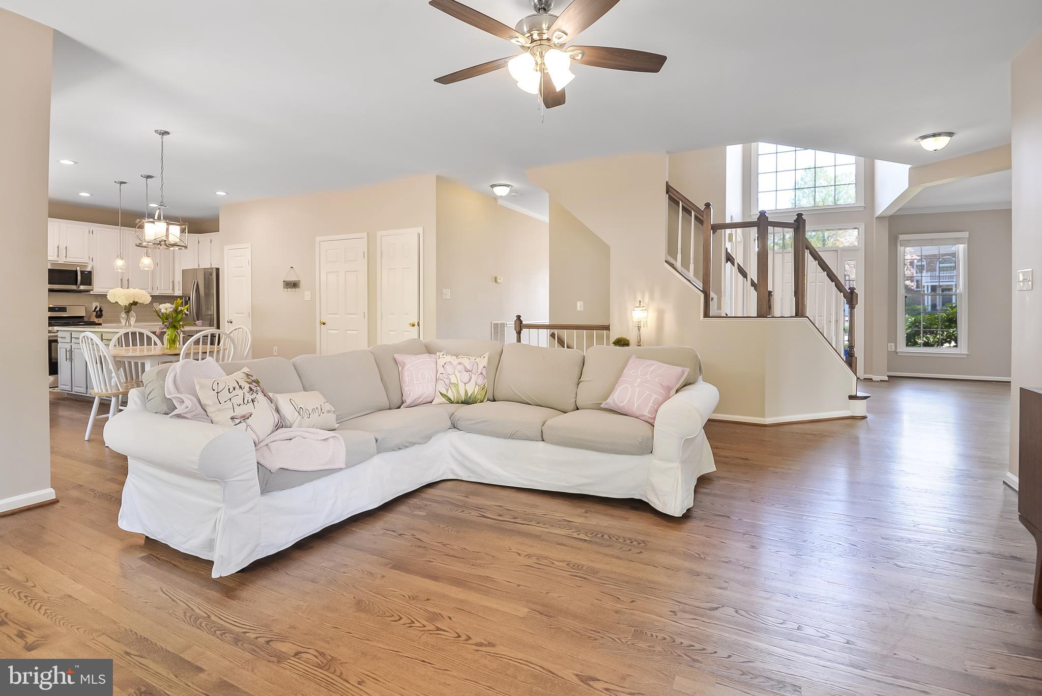 POTOMAC HUNT - Residential