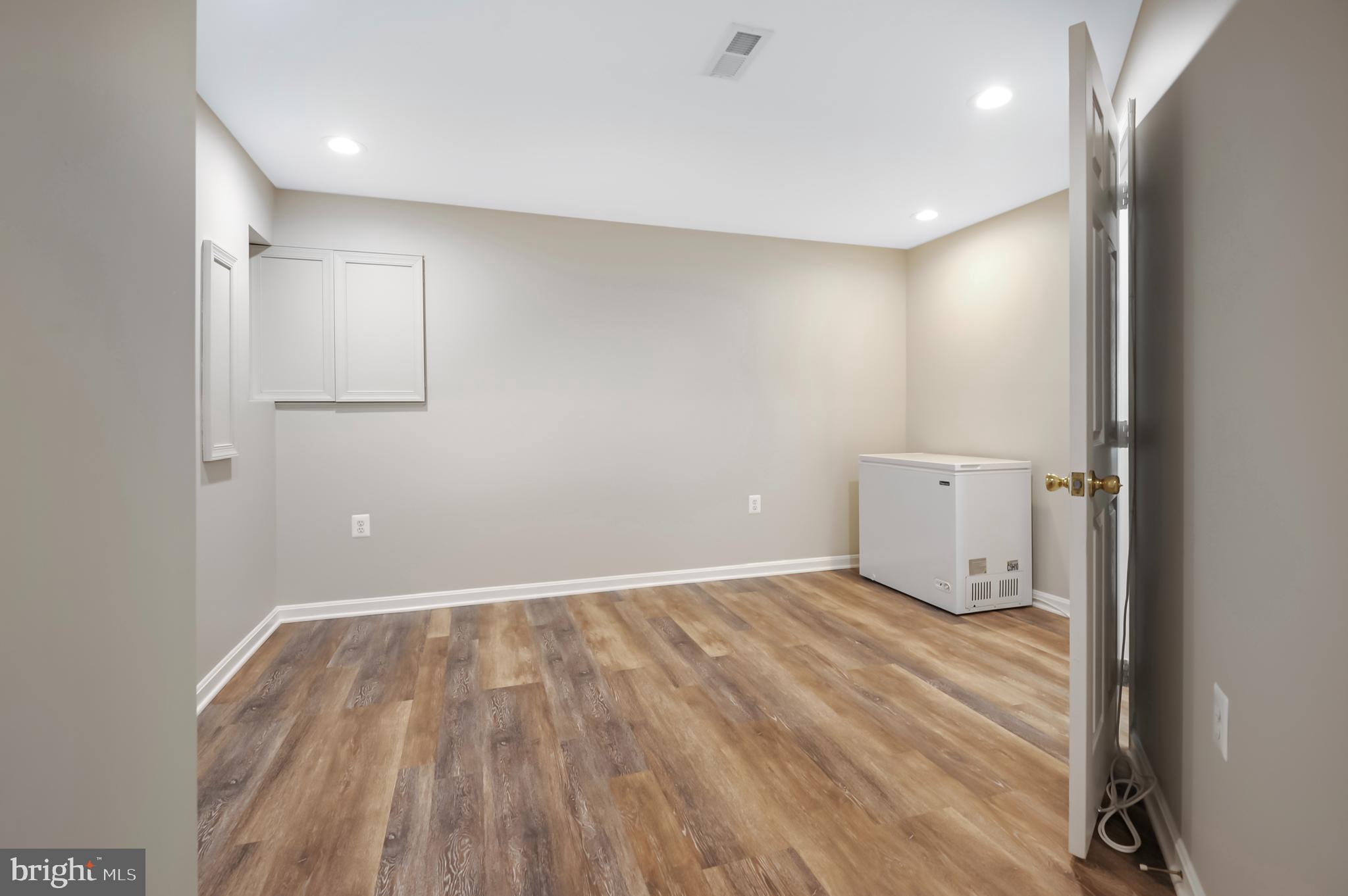 POTOMAC HUNT - Residential