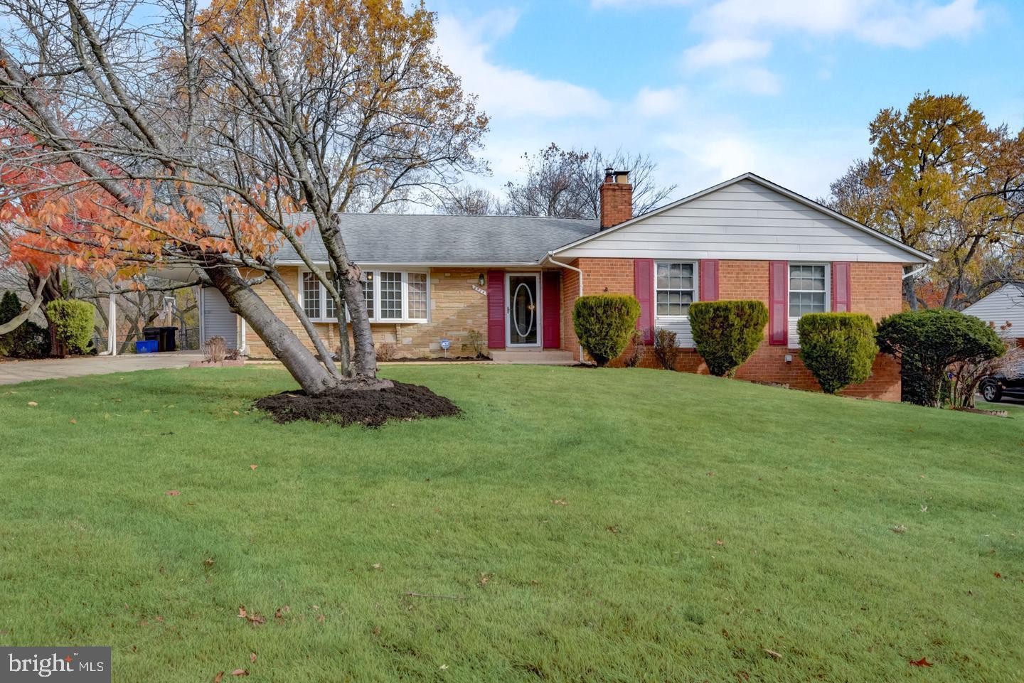 CALVERTON - Residential Lease