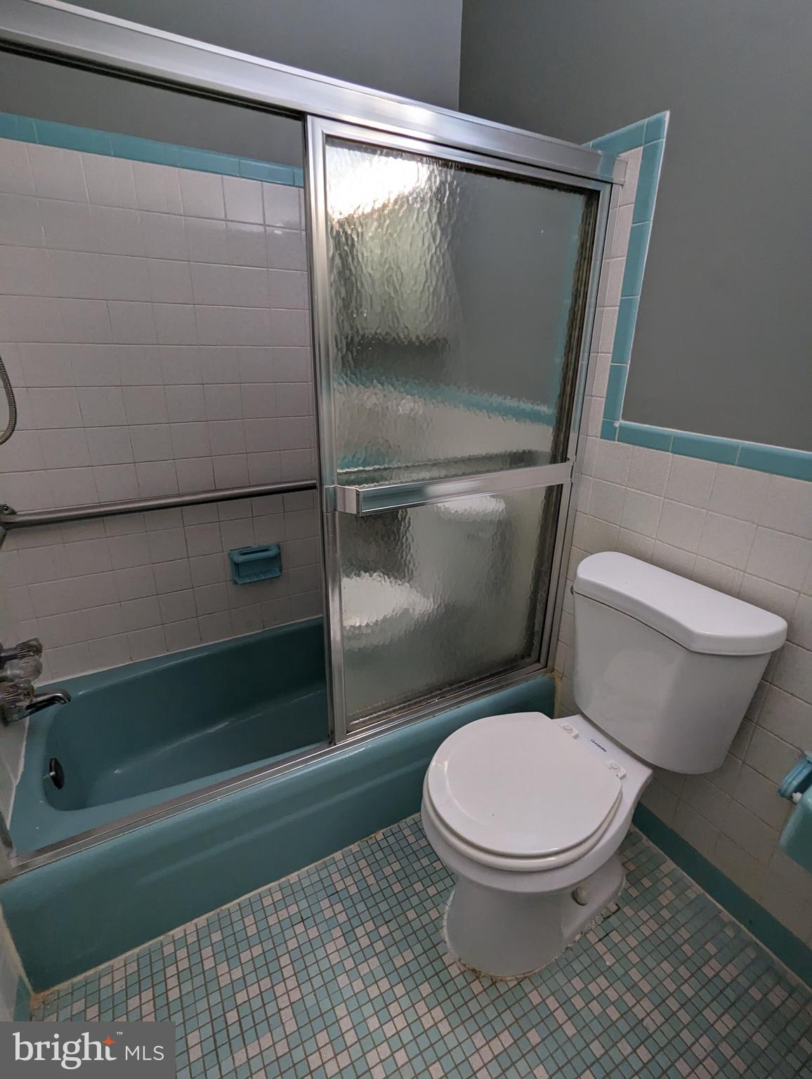 CALVERTON - Residential Lease