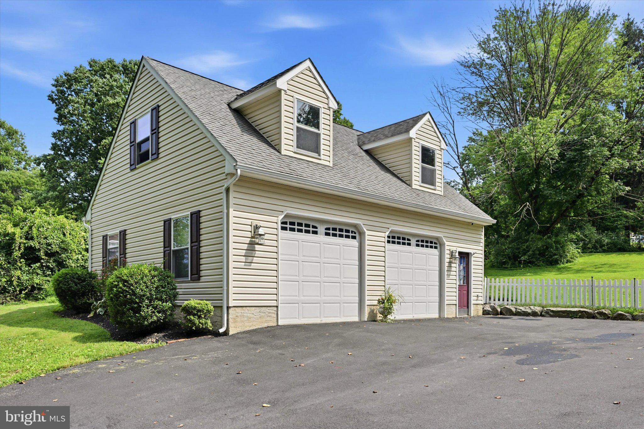 1126 YANKEE DRIVE