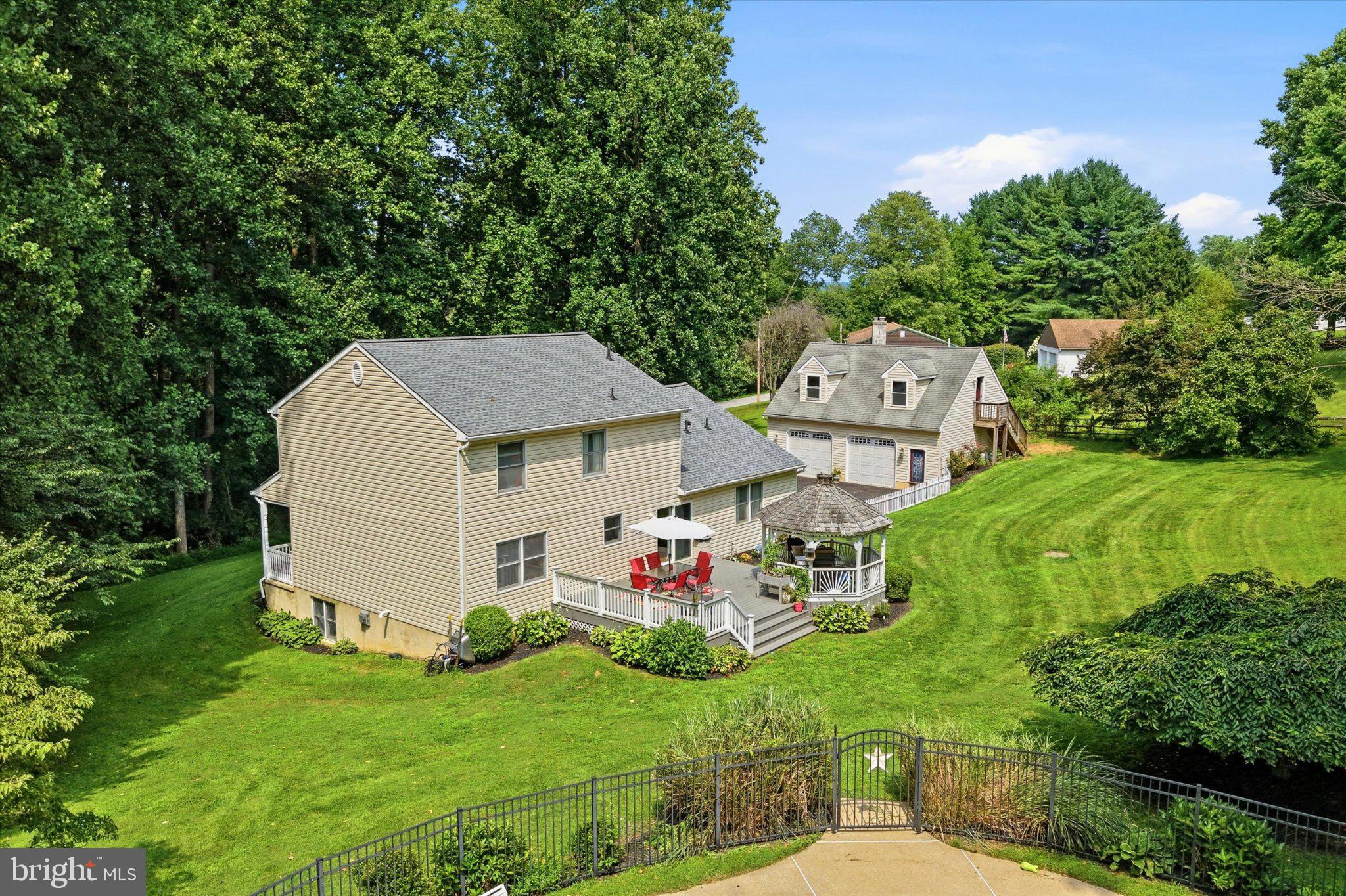 1126 YANKEE DRIVE