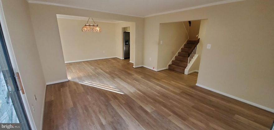 Rarely available end unit at The Villages in Alexandria available.  3 full bedrooms and 2 bathrooms on the upper level and an additional half bath on the main (1,330sqft total). One of only a handful of properties in the community with a fully private fenced in yard.  Property needs TLC and touchups throughout.  Newer stainless steel appliances and Hvac/water heater are also relatively newer.  Sold As-is.