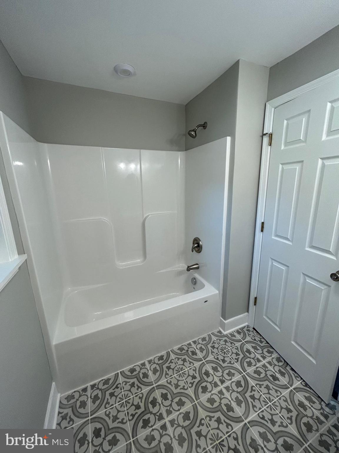 BLUE RIDGE SHORES - Residential