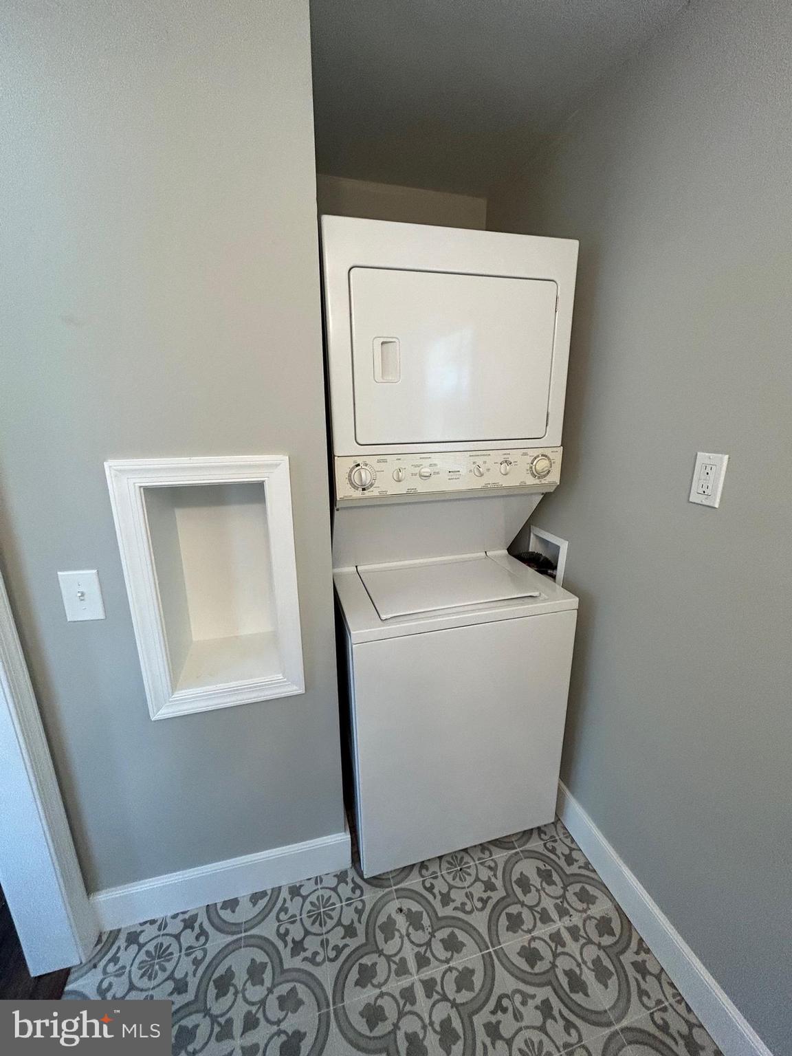 BLUE RIDGE SHORES - Residential