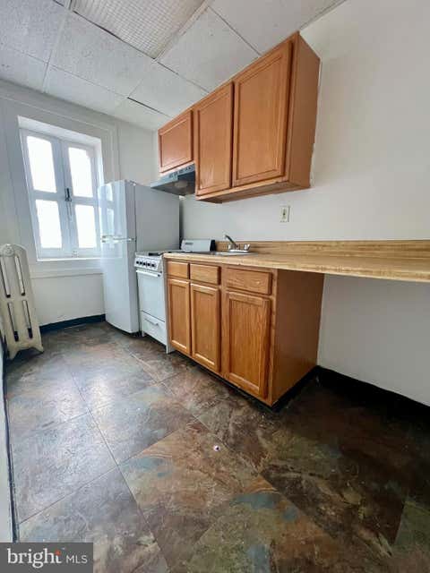 Condo For Rent - 1001 Clifton Avenue #UNIT 2R<br/> DARBY, PA 19023