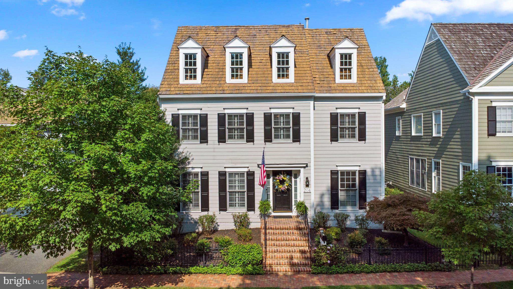 KENTLANDS - Residential