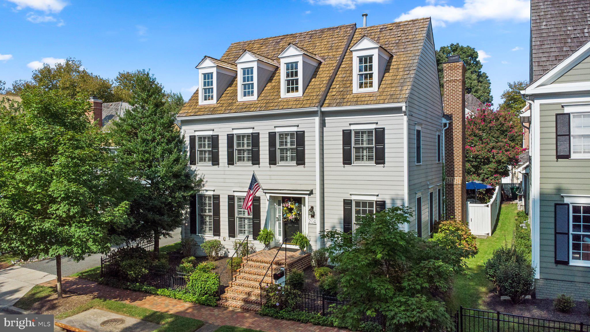 KENTLANDS - Residential