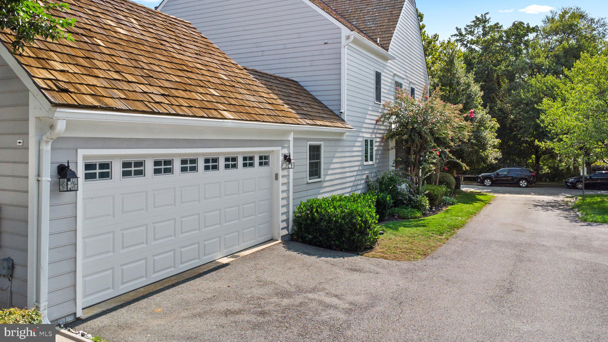 KENTLANDS - Residential