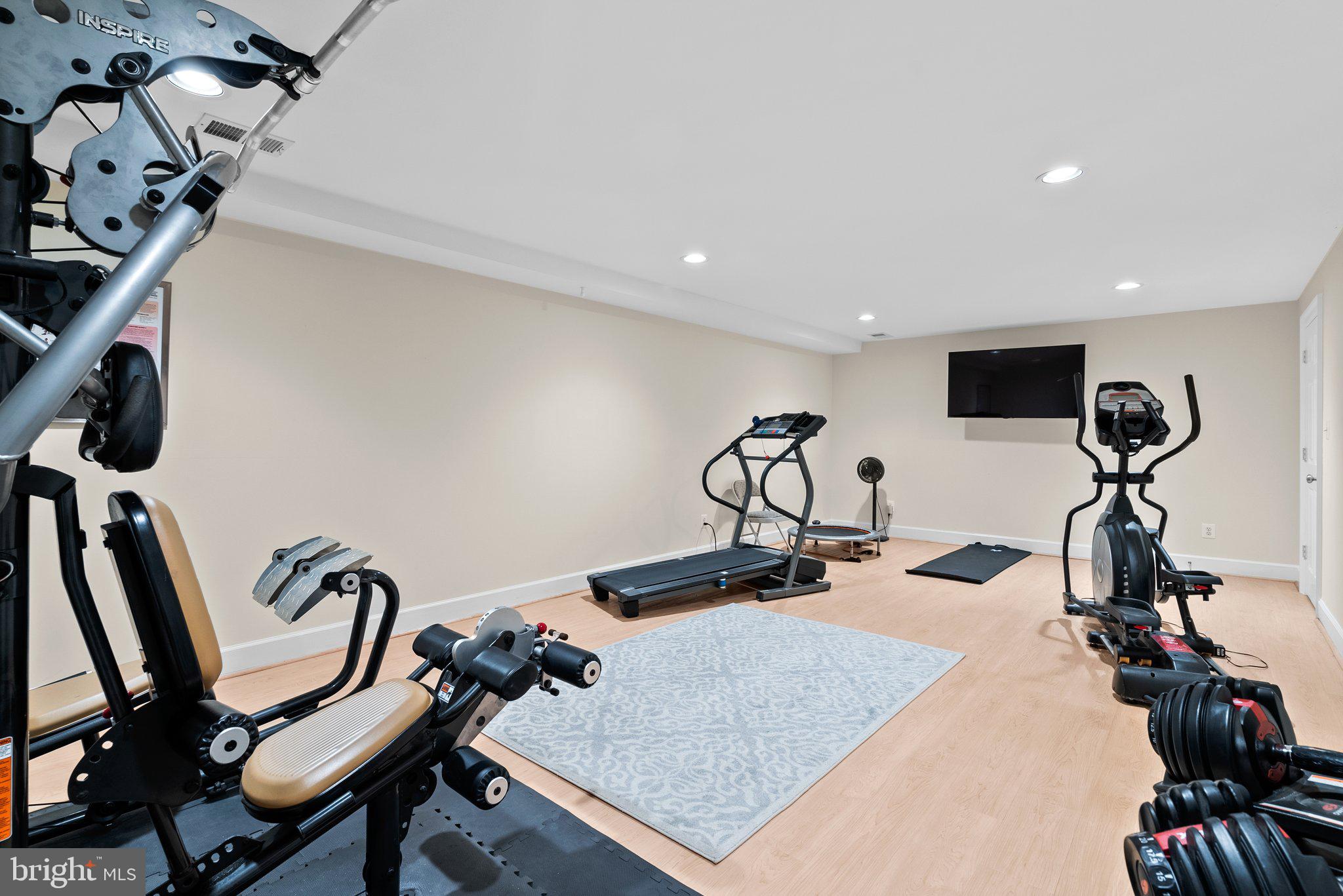 KENTLANDS - Residential