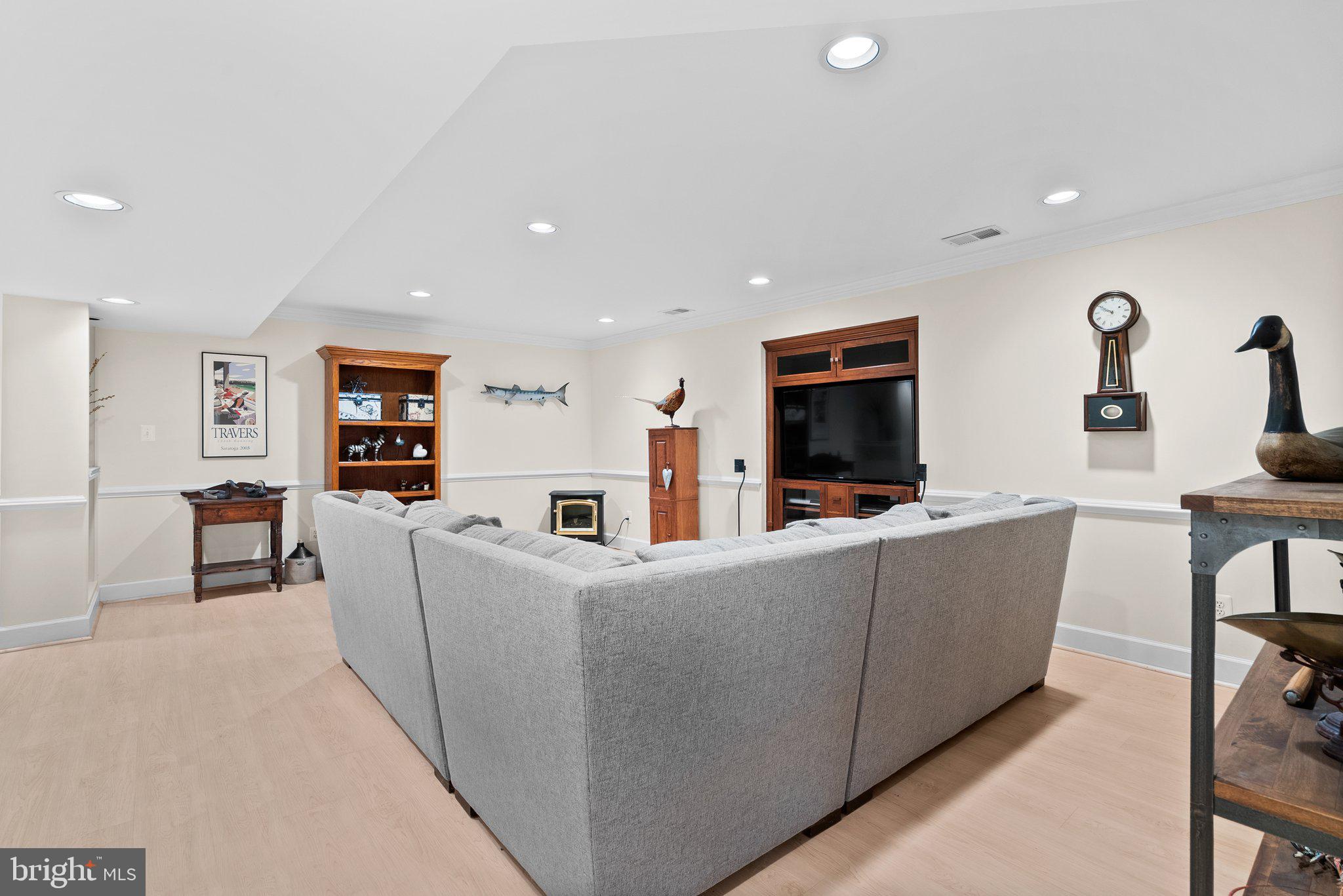 KENTLANDS - Residential