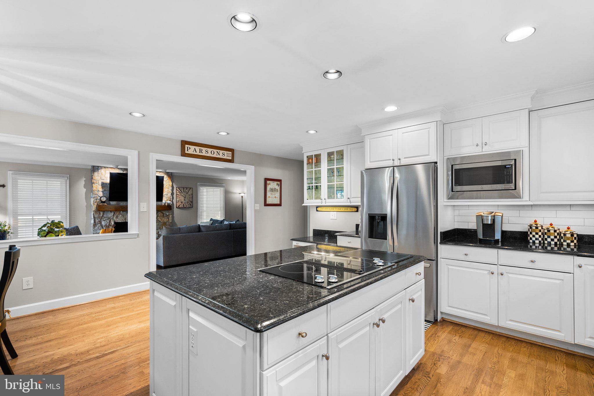 KENTLANDS - Residential