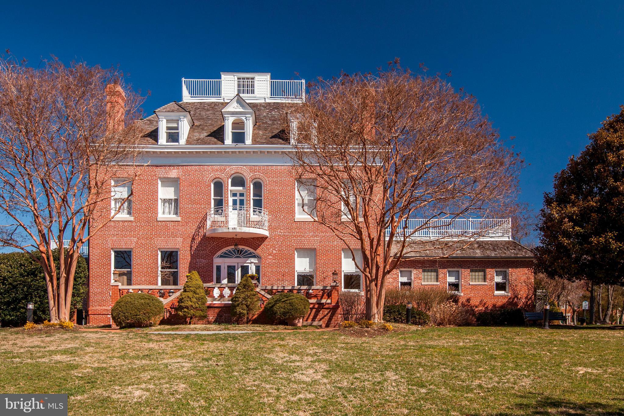 KENTLANDS - Residential