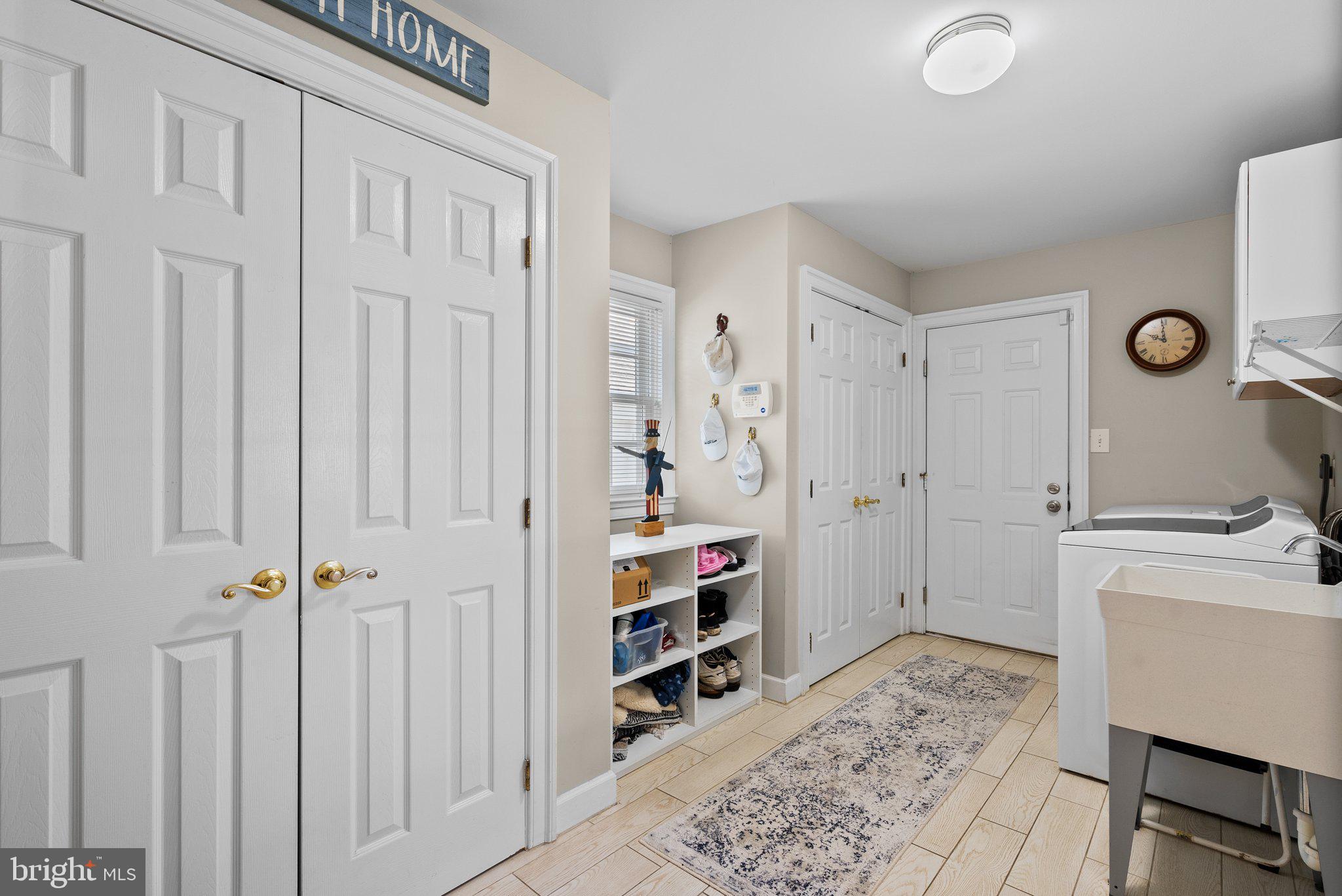 KENTLANDS - Residential