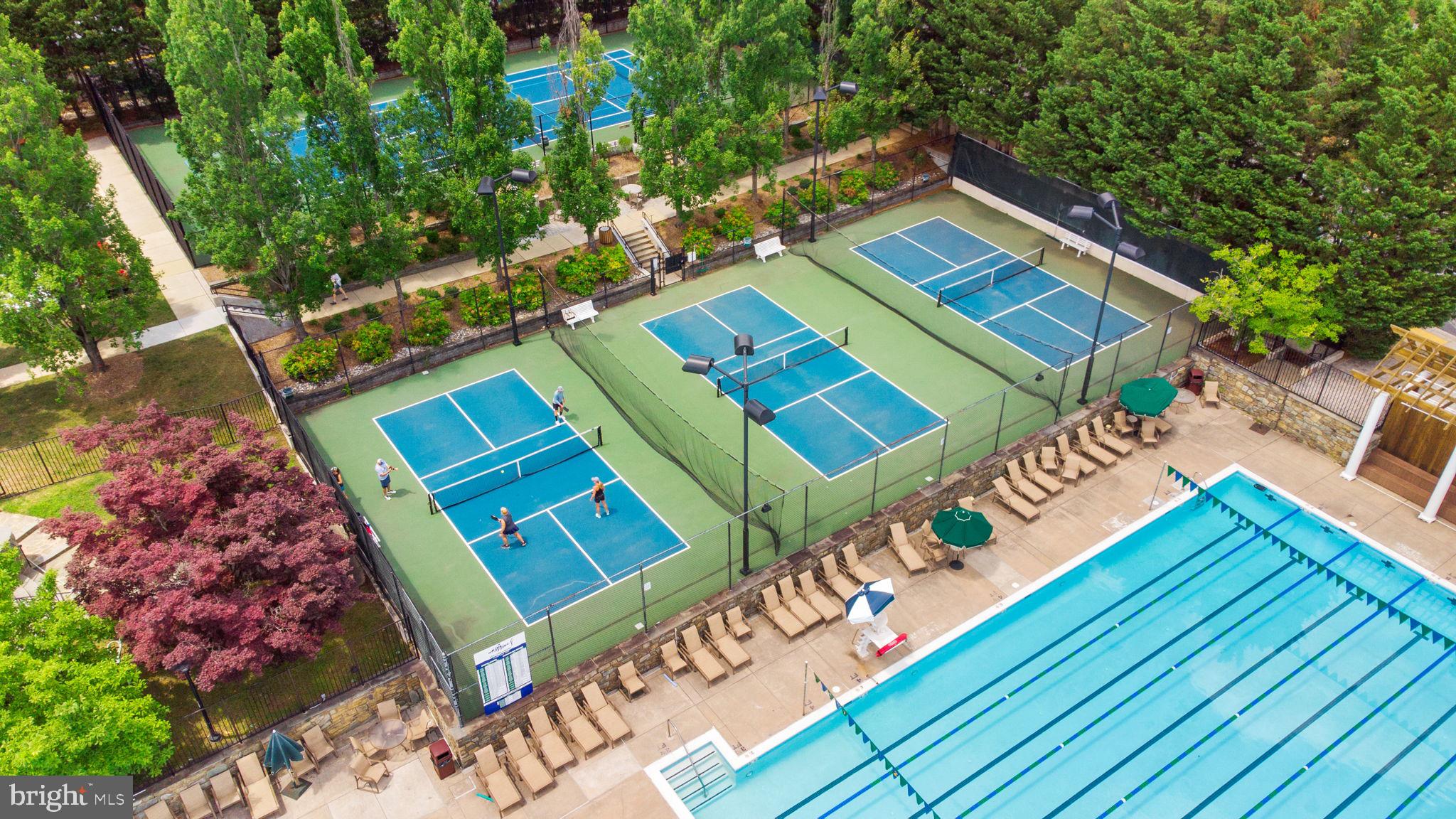 KENTLANDS - Residential