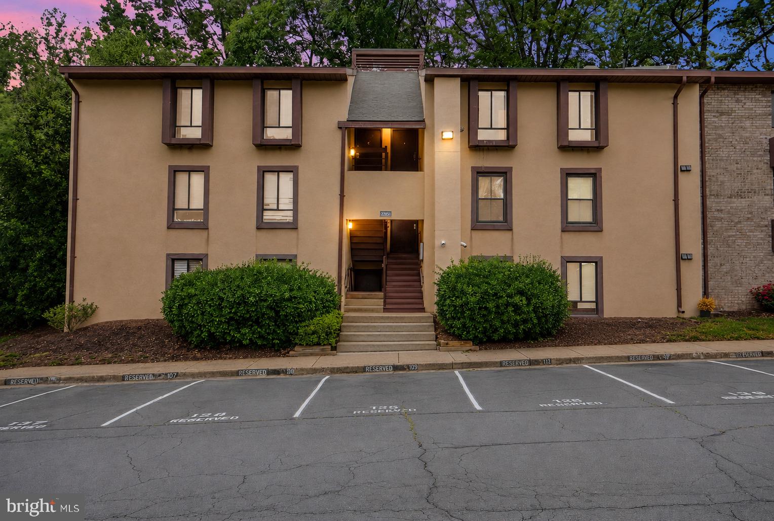 2231 CASTLE ROCK SQUARE 22C