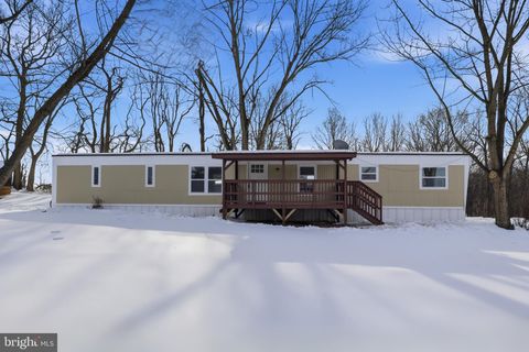 6 PINE STREET YORK PA 17406