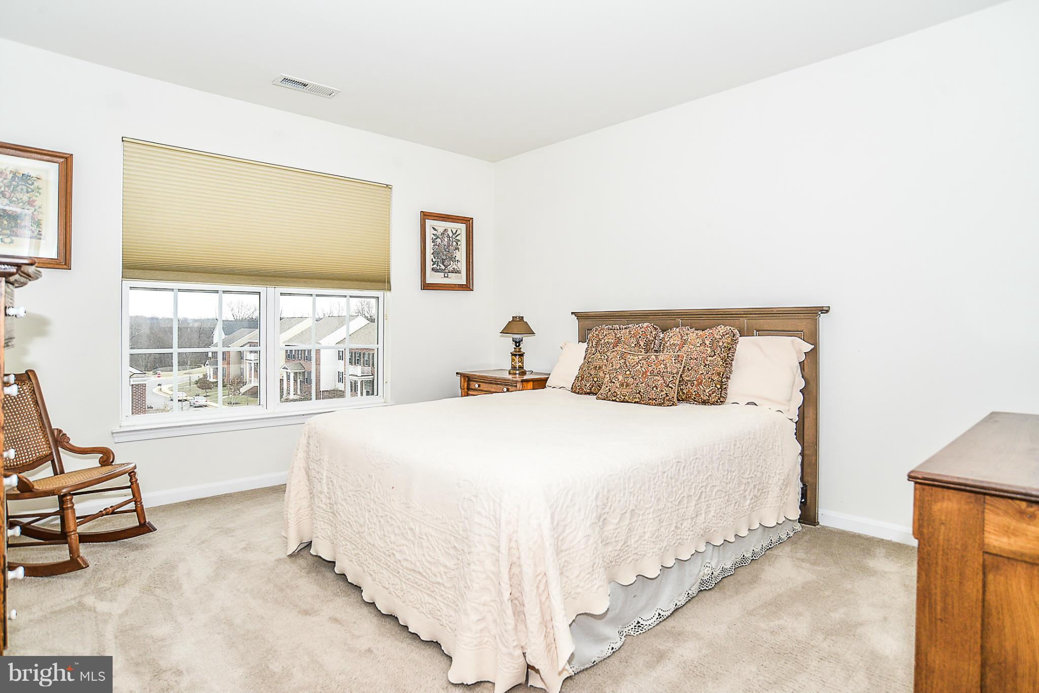 ELYSIAN HEIGHTS - Residential