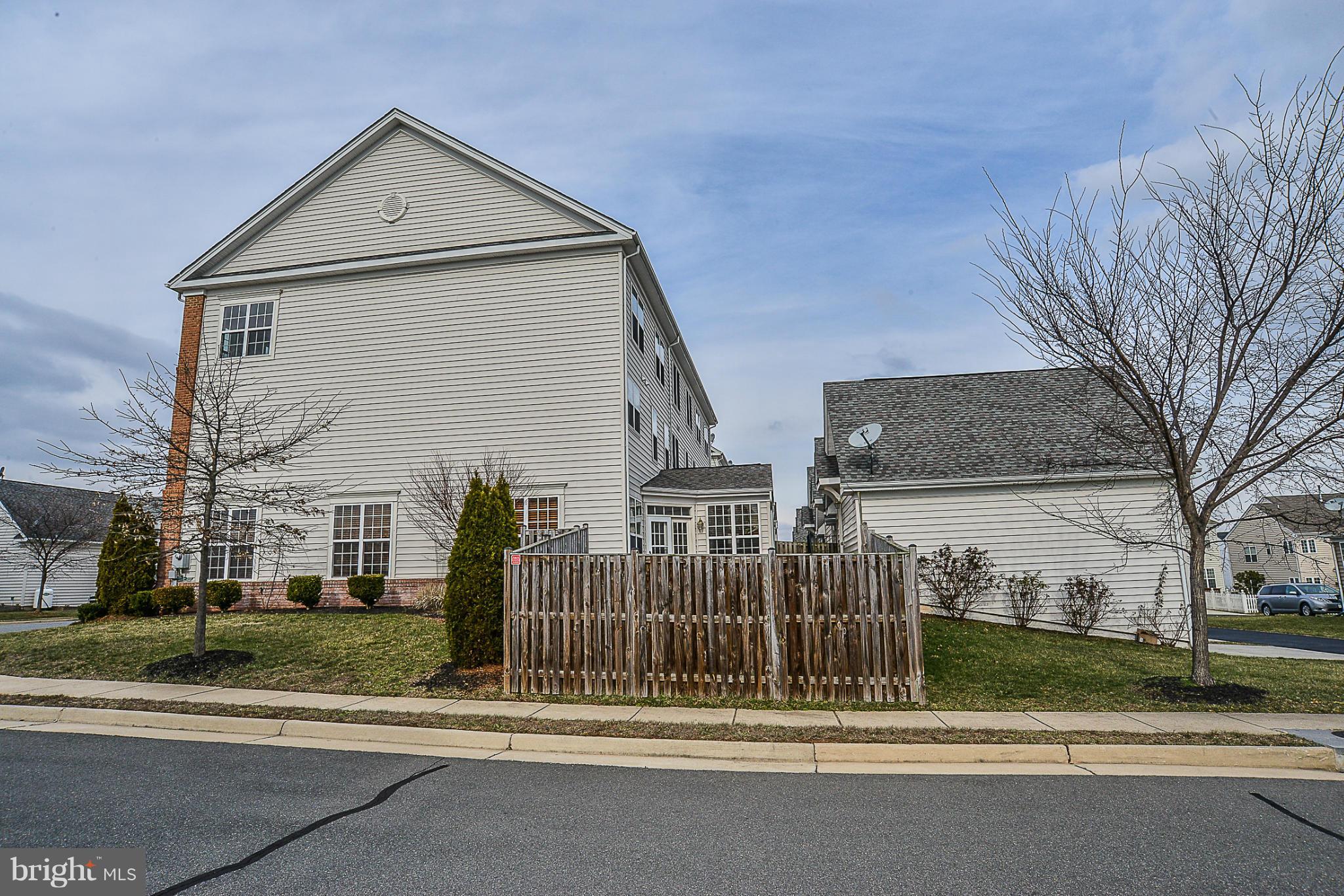 ELYSIAN HEIGHTS - Residential