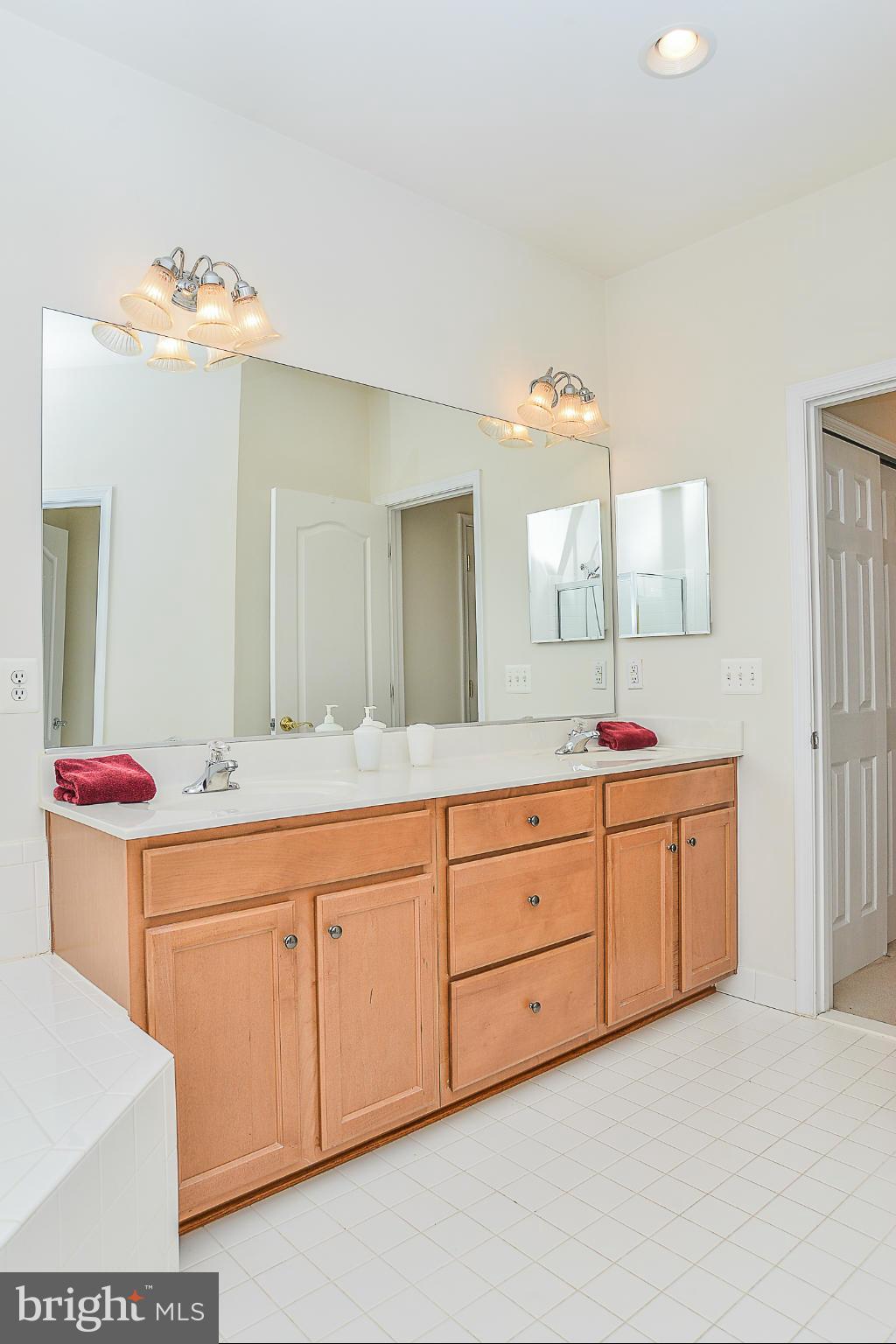 ELYSIAN HEIGHTS - Residential