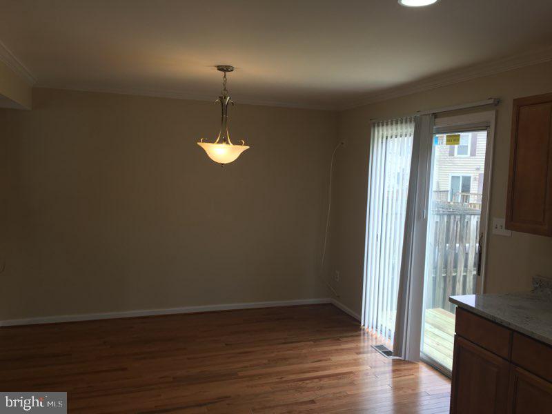 LAKE RIDGE - Residential Lease