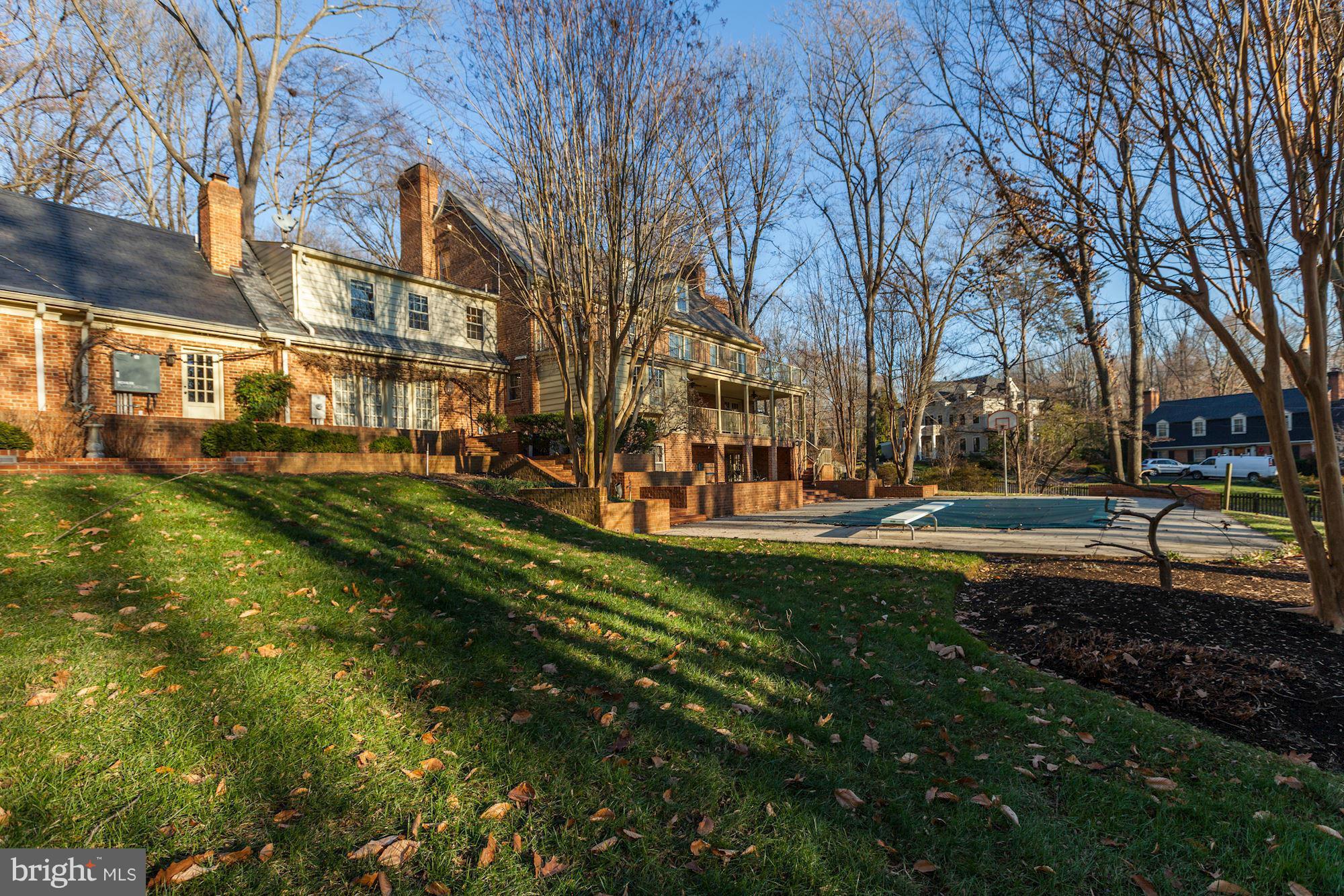 LONGWOOD - Residential