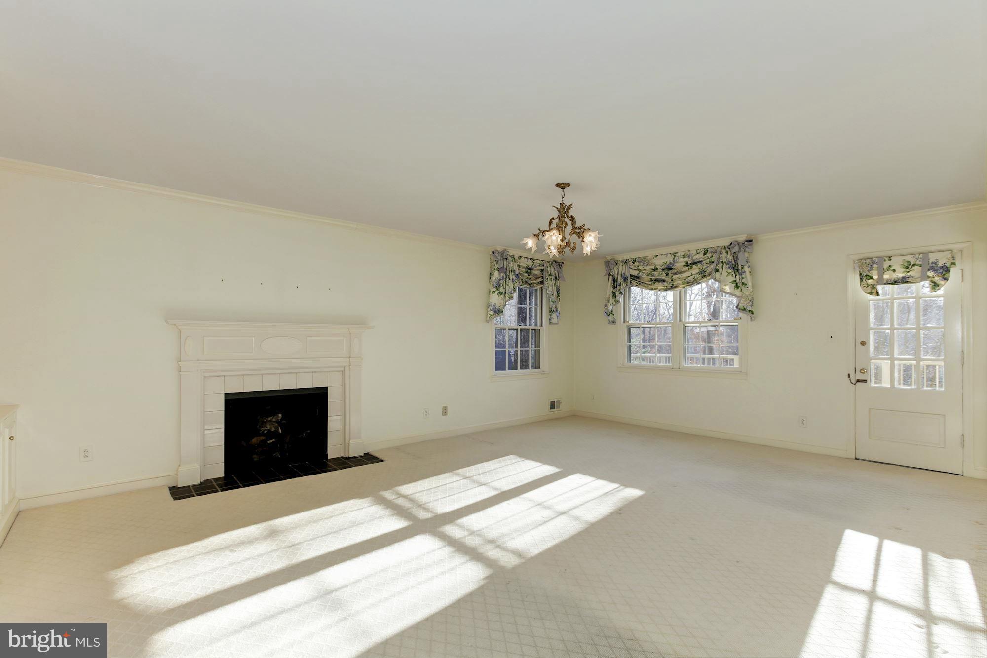 LONGWOOD - Residential