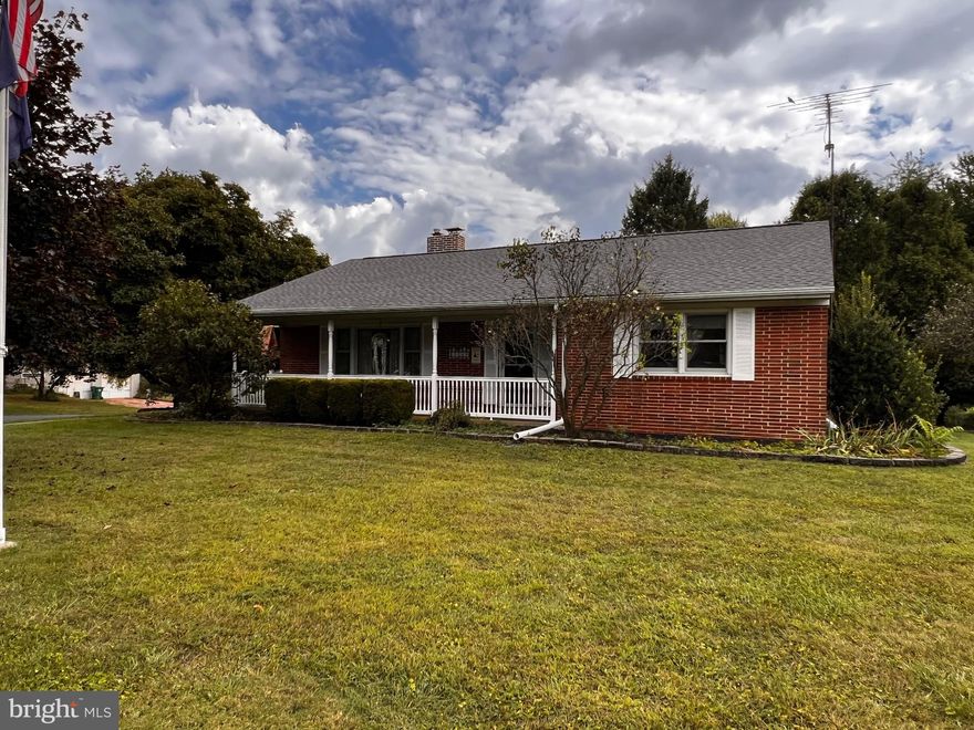 Well built Brick Ranch home on a 1/2 acre corner lot. Lovely kitchen with Maple cabinets and Quartz counter tops. A huge living room with hardwood floors and a gas fireplace to keep you warm on those winter nights. There are also 3 spacious bedrooms, all with hardwood floors, and a family level in the lower level for entertaining as well.