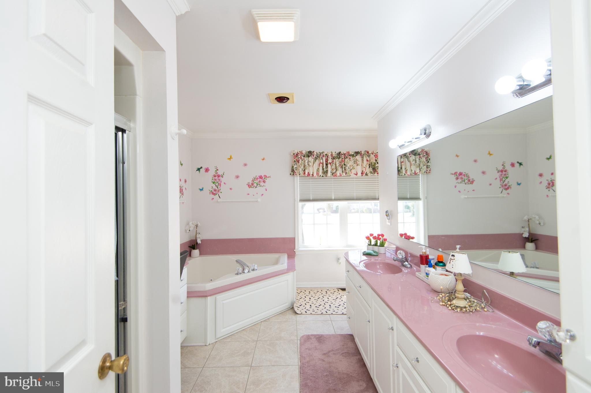 GARDEN ESTATES - Residential