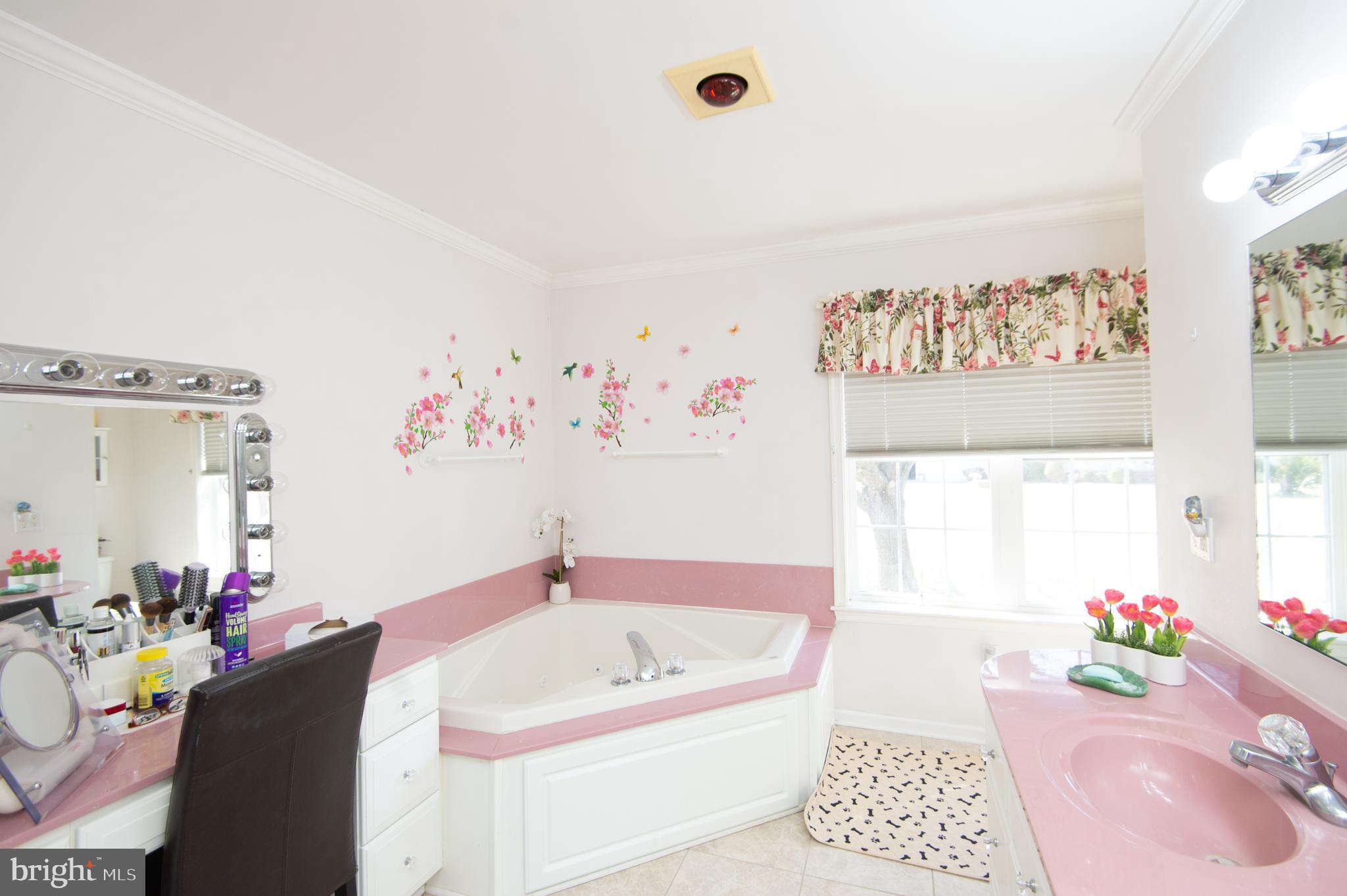 GARDEN ESTATES - Residential