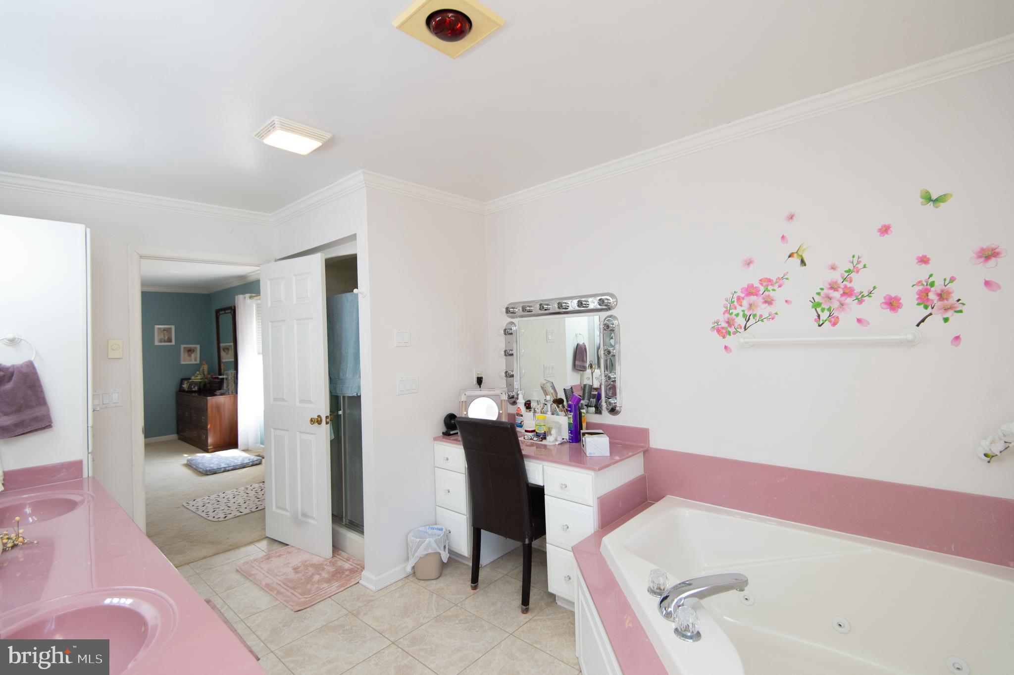 GARDEN ESTATES - Residential