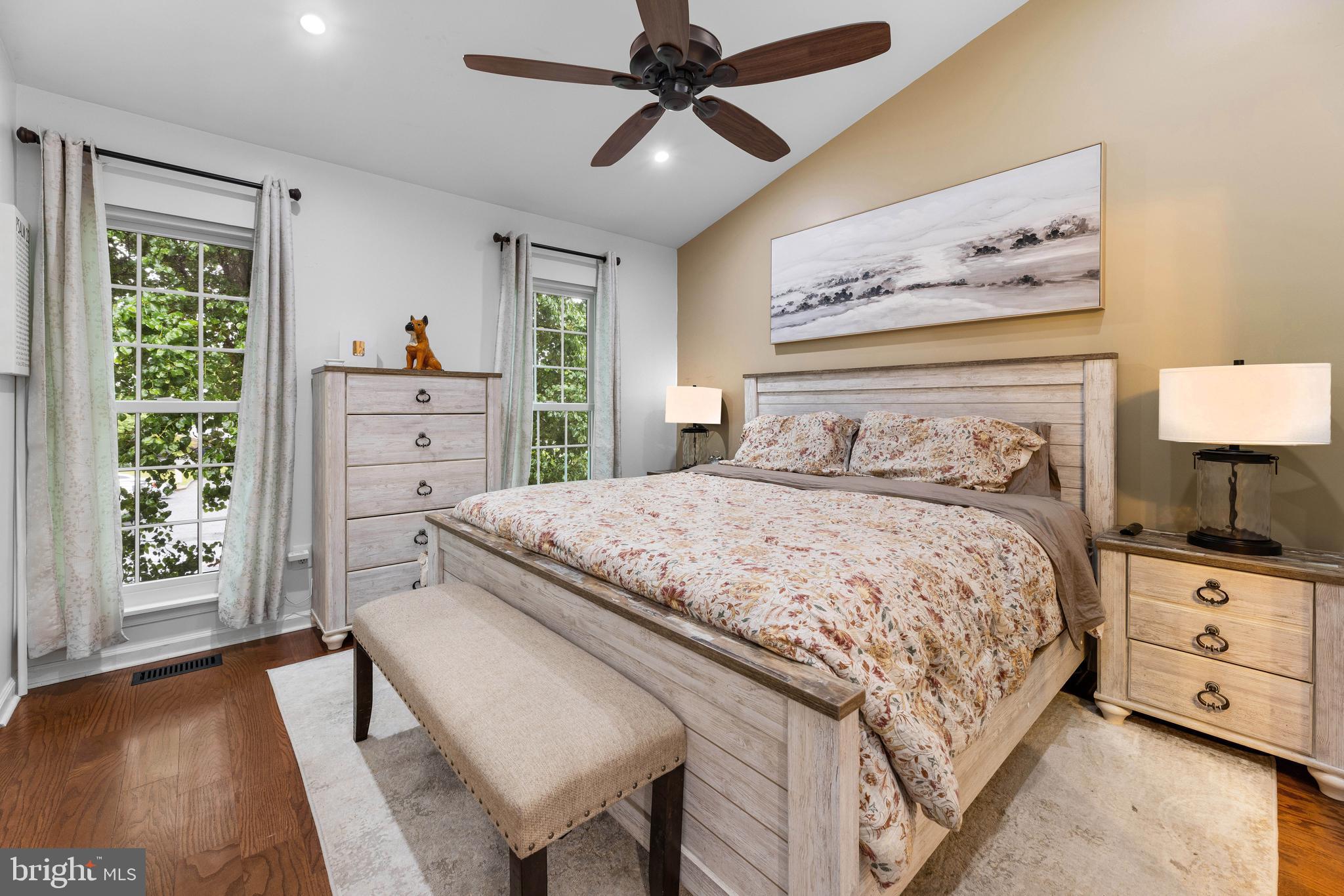 MONTCLAIR MEWS - Residential