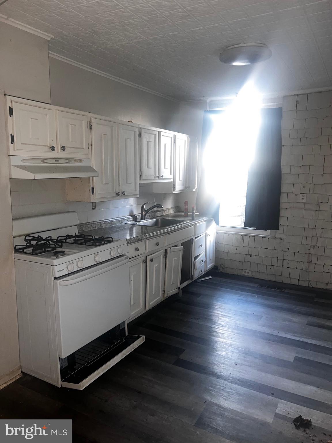 MCELDERRY PARK - Residential