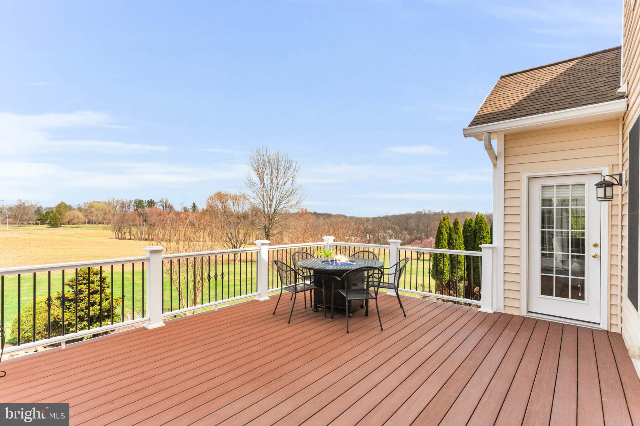 FOX MEADOW - Residential