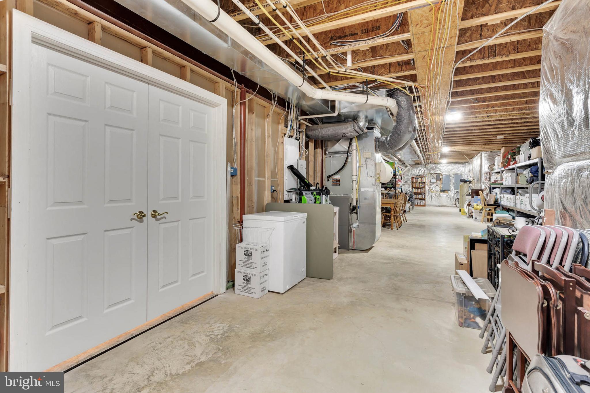 FOX MEADOW - Residential