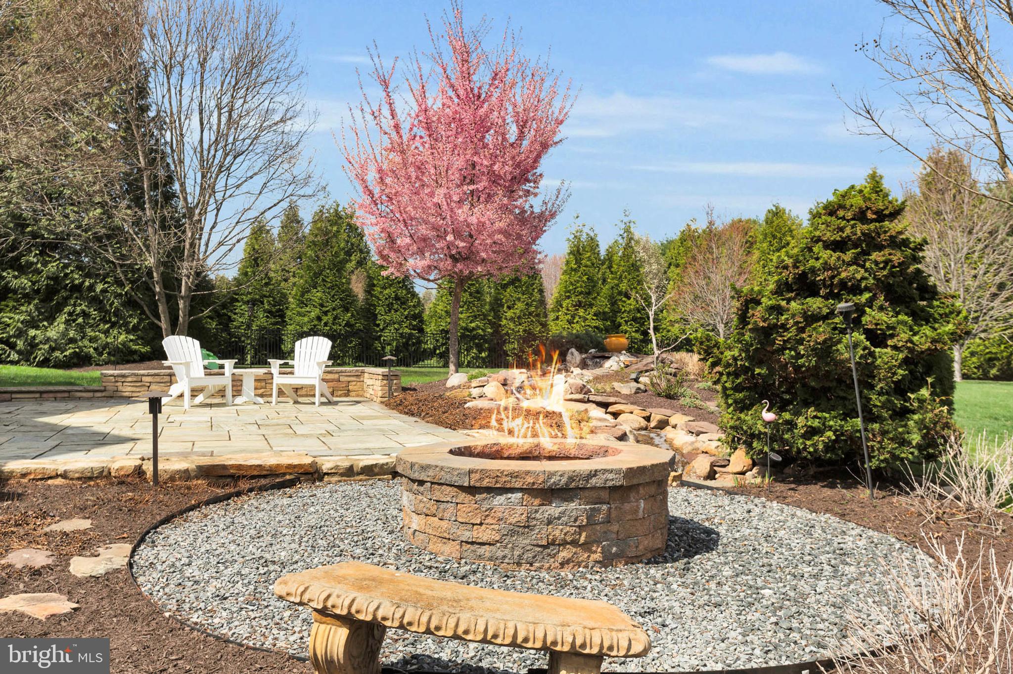 FOX MEADOW - Residential