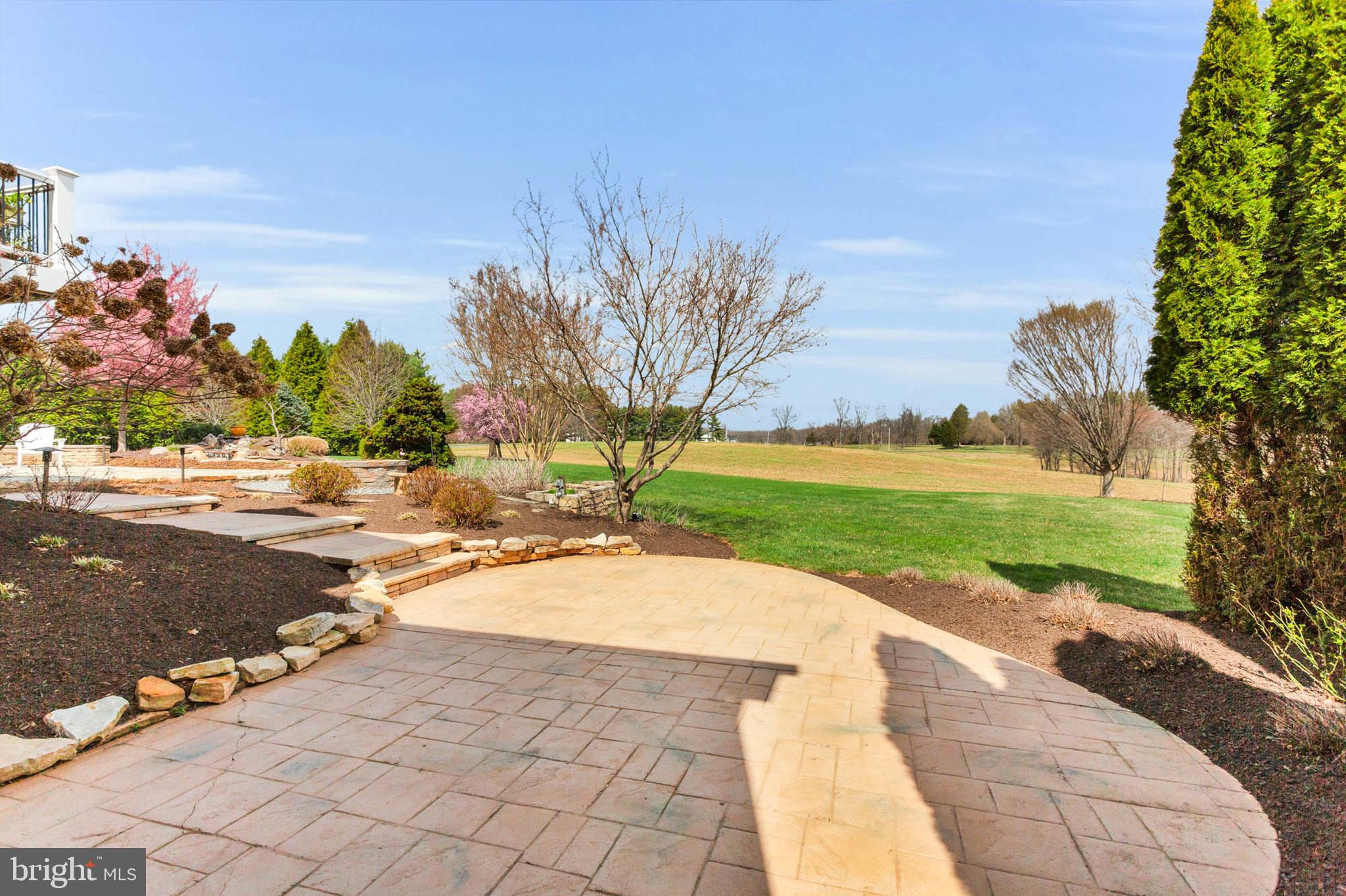 FOX MEADOW - Residential