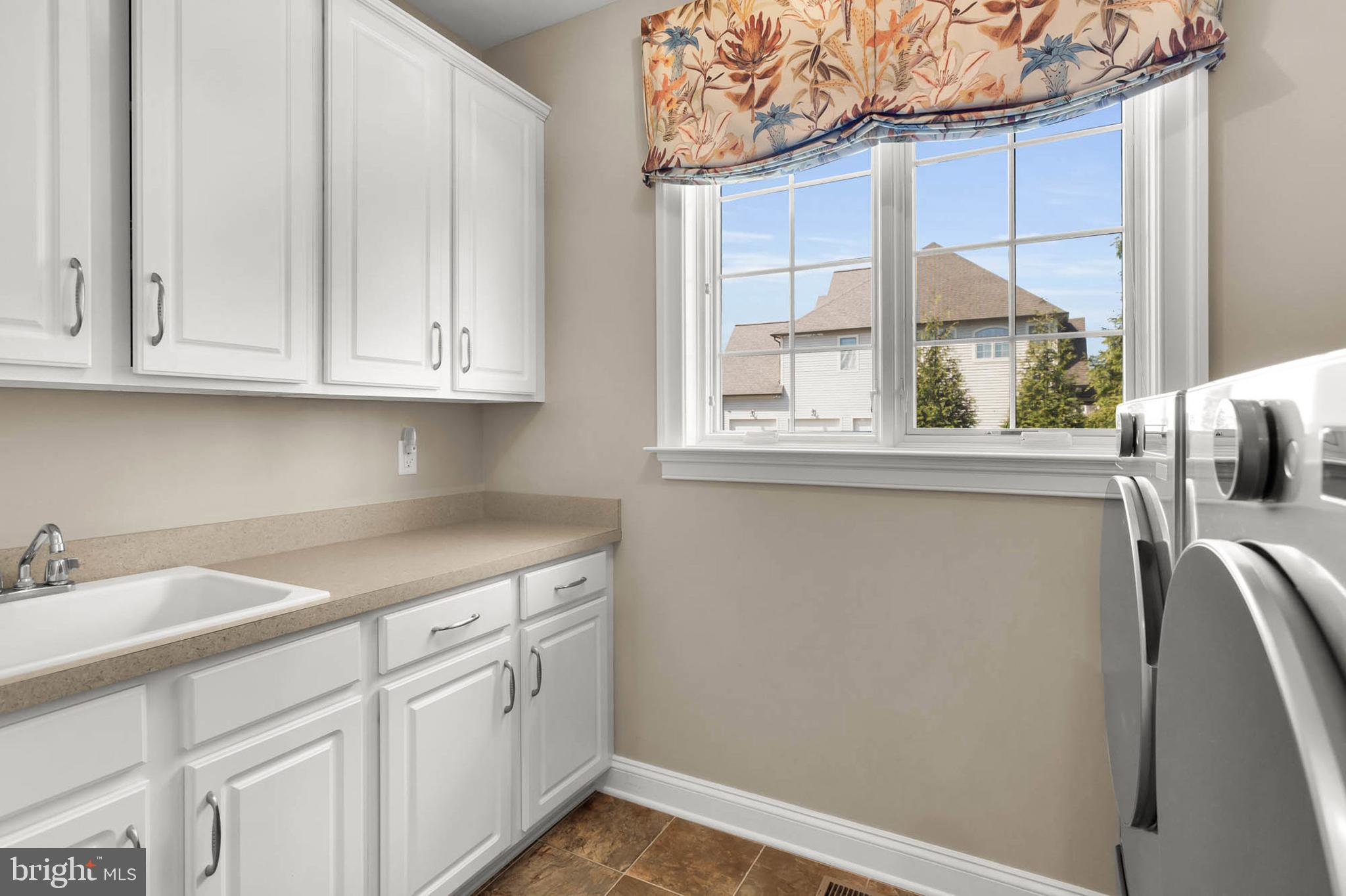 FOX MEADOW - Residential