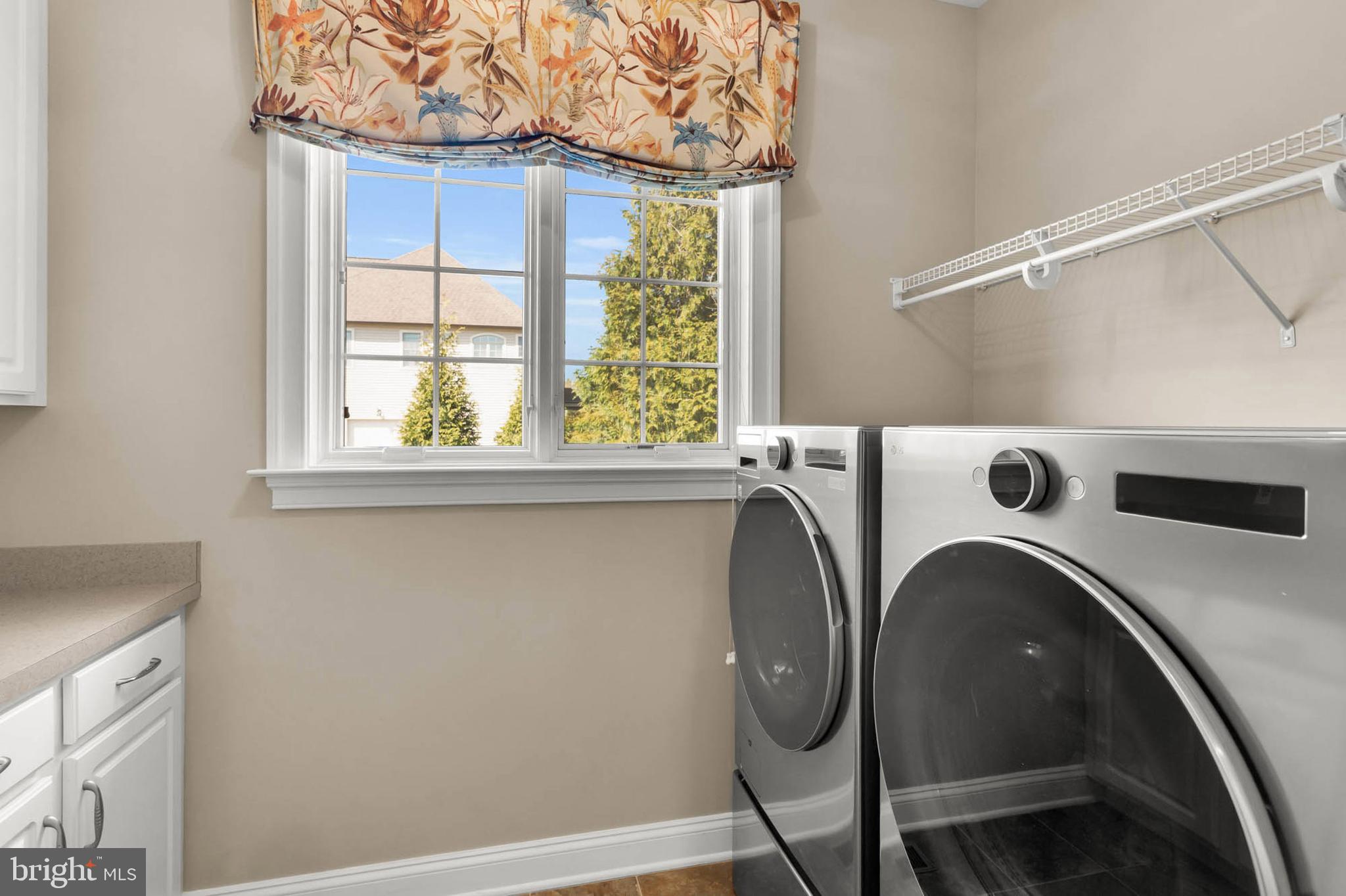 FOX MEADOW - Residential