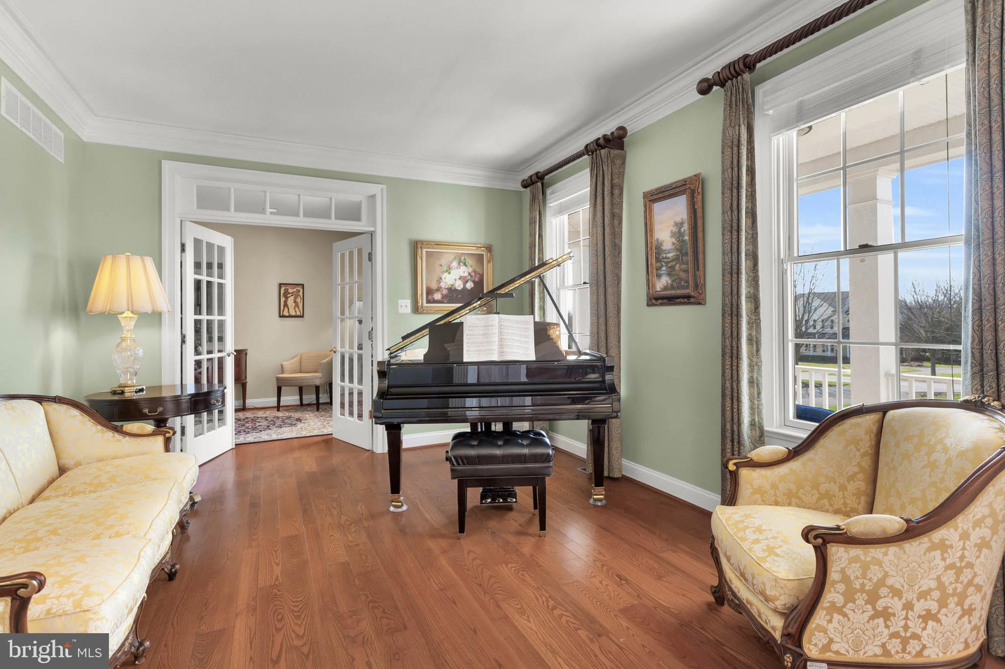 FOX MEADOW - Residential