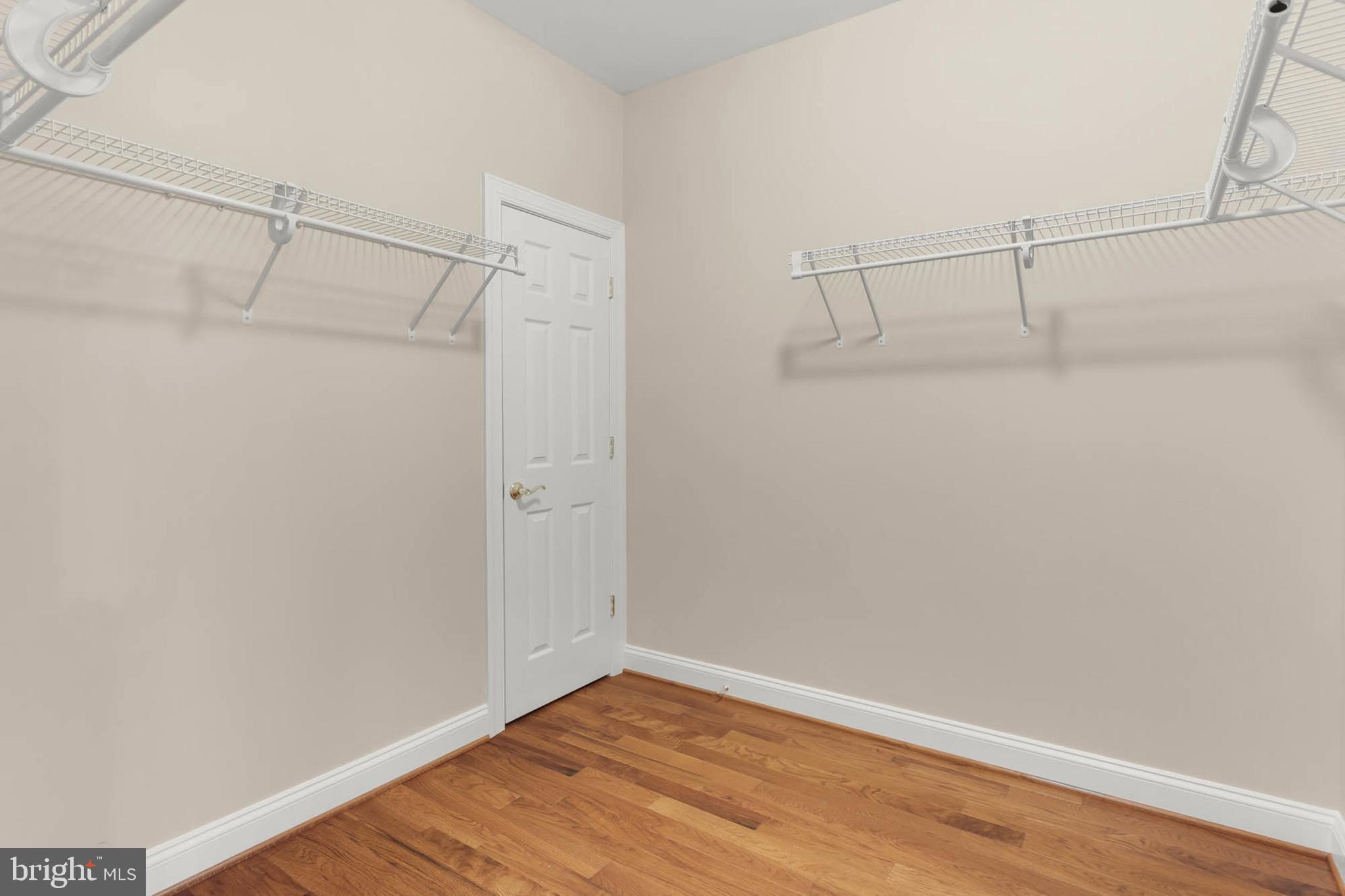 FOX MEADOW - Residential