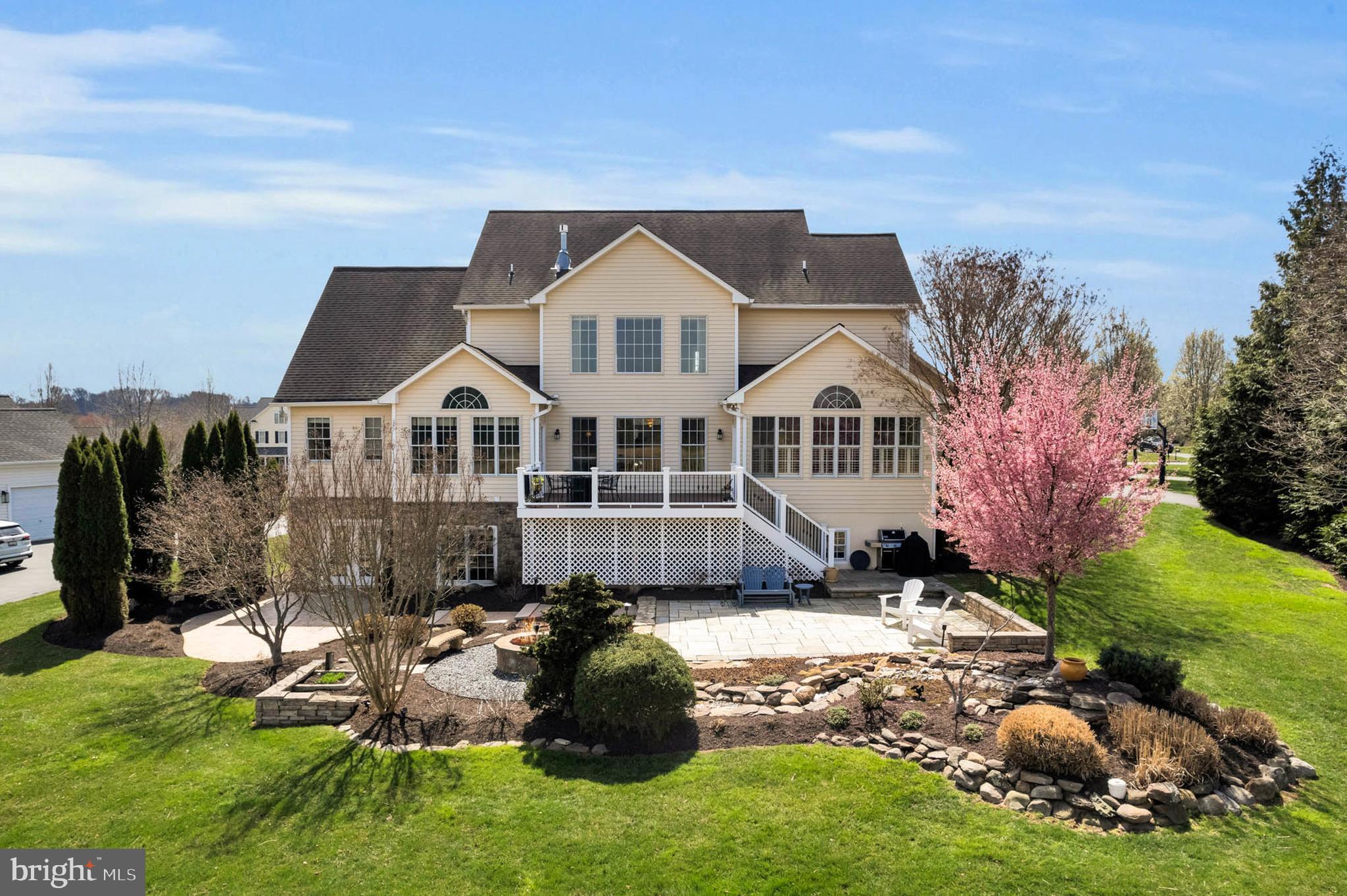 FOX MEADOW - Residential