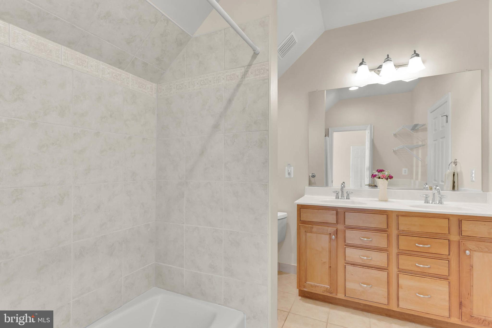 FOX MEADOW - Residential