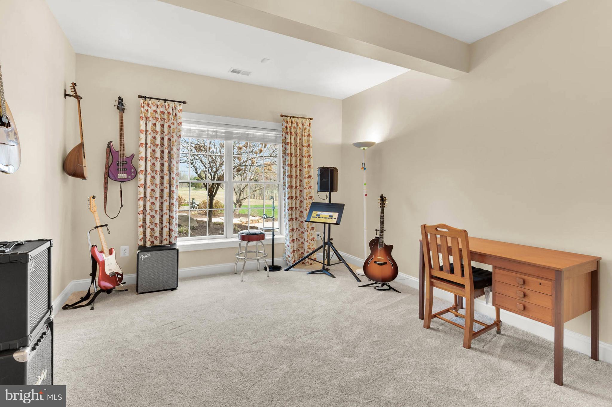 FOX MEADOW - Residential