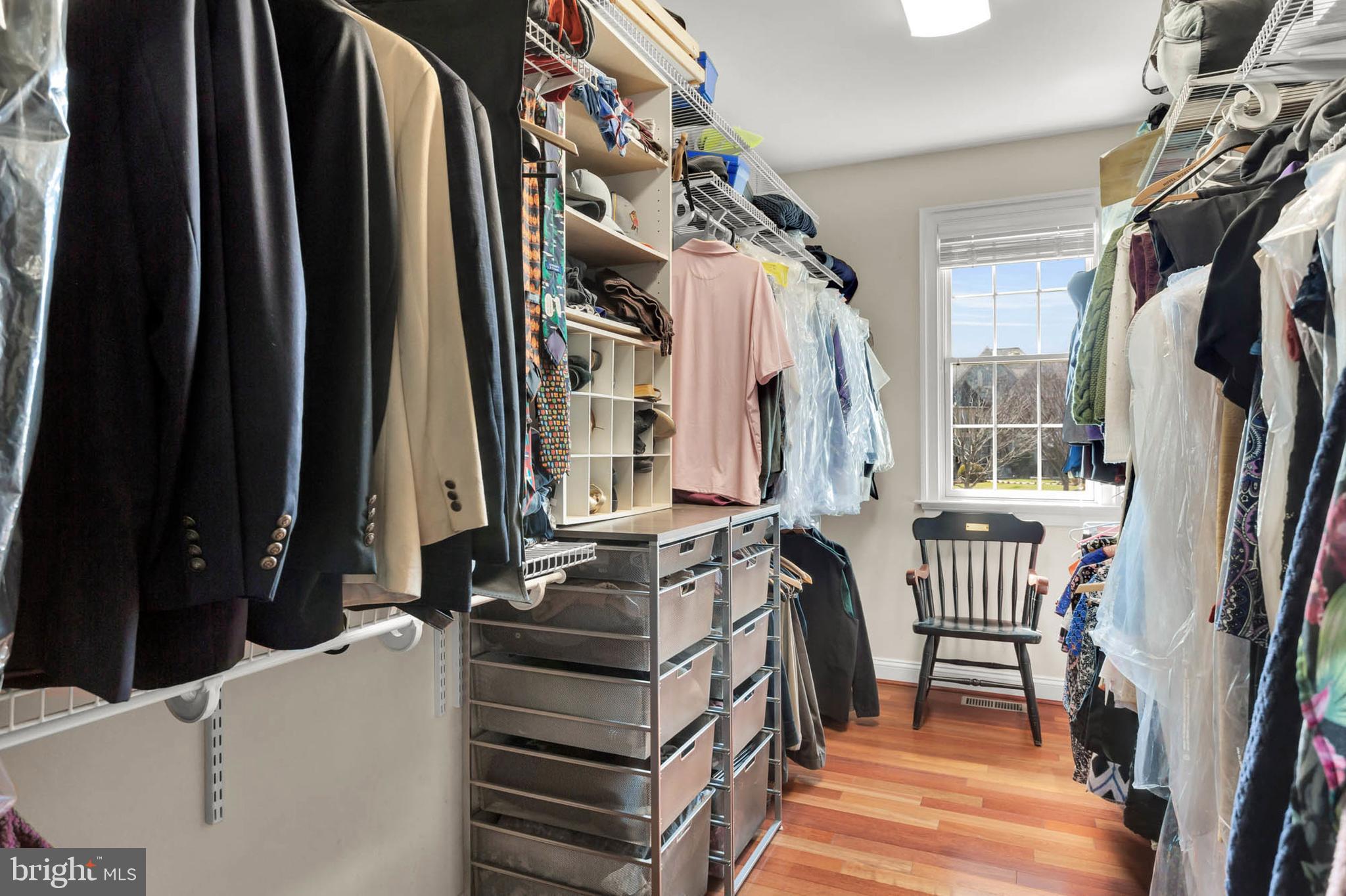 FOX MEADOW - Residential