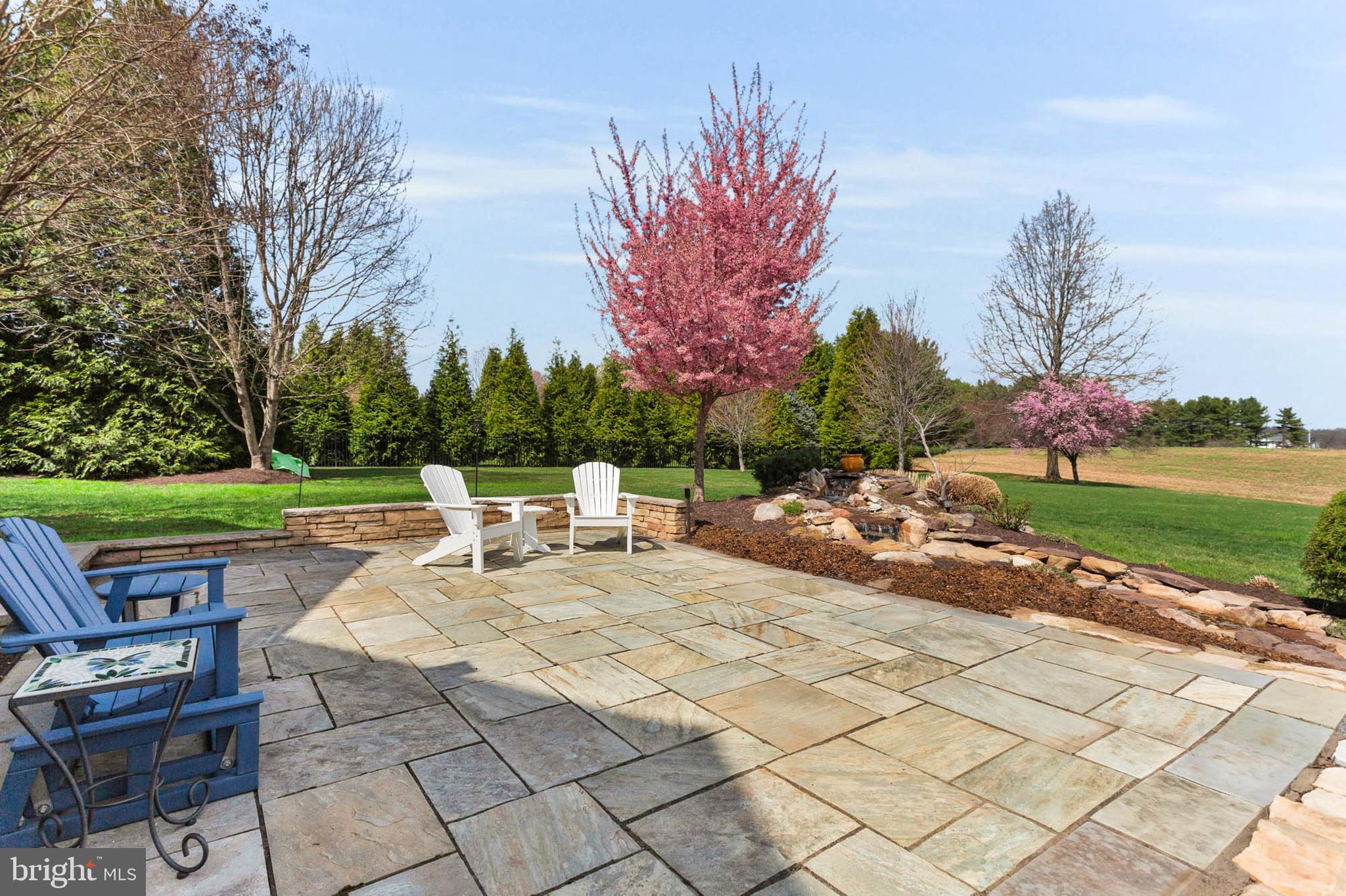 FOX MEADOW - Residential